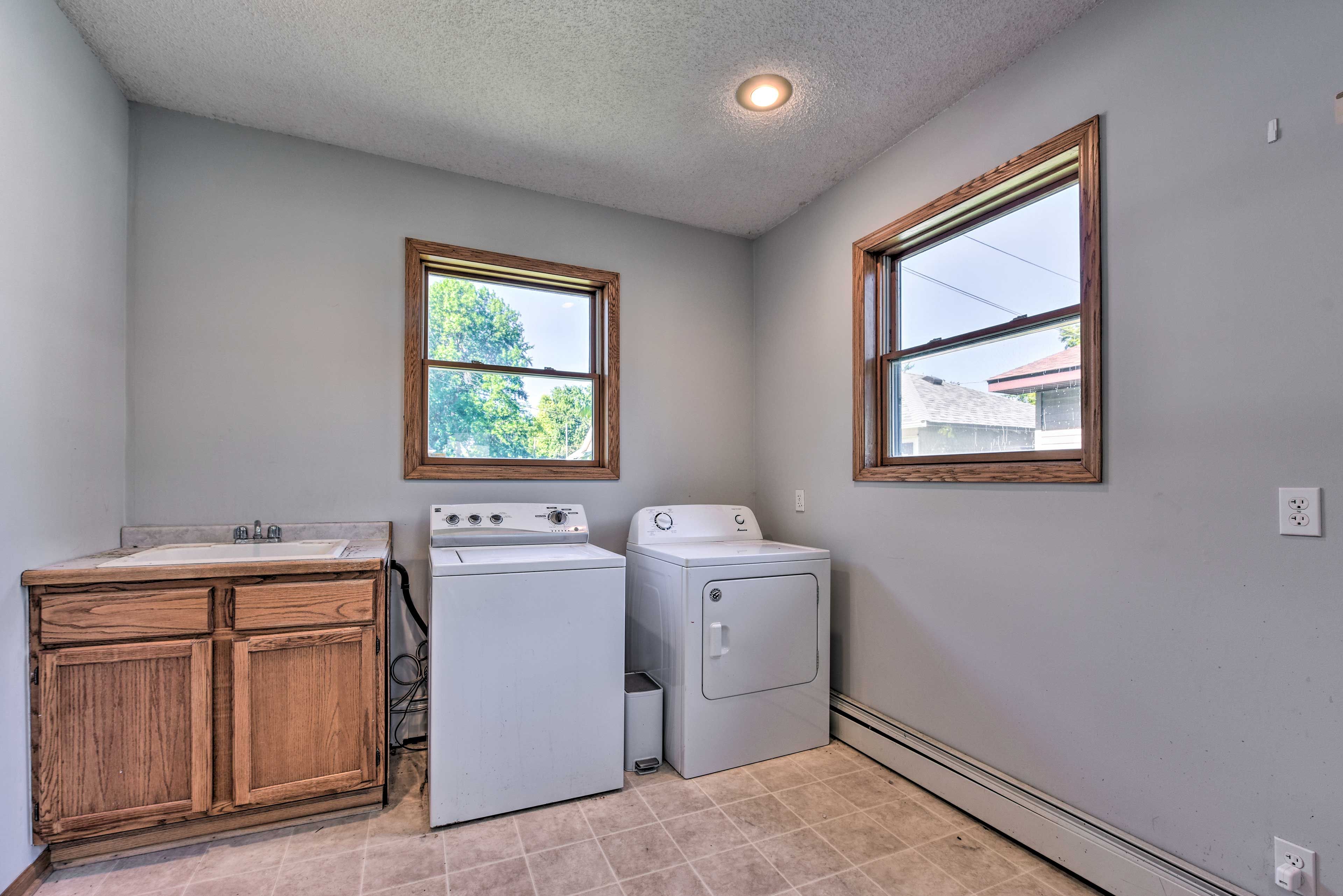 Shared Laundry Room | Detergent Provided