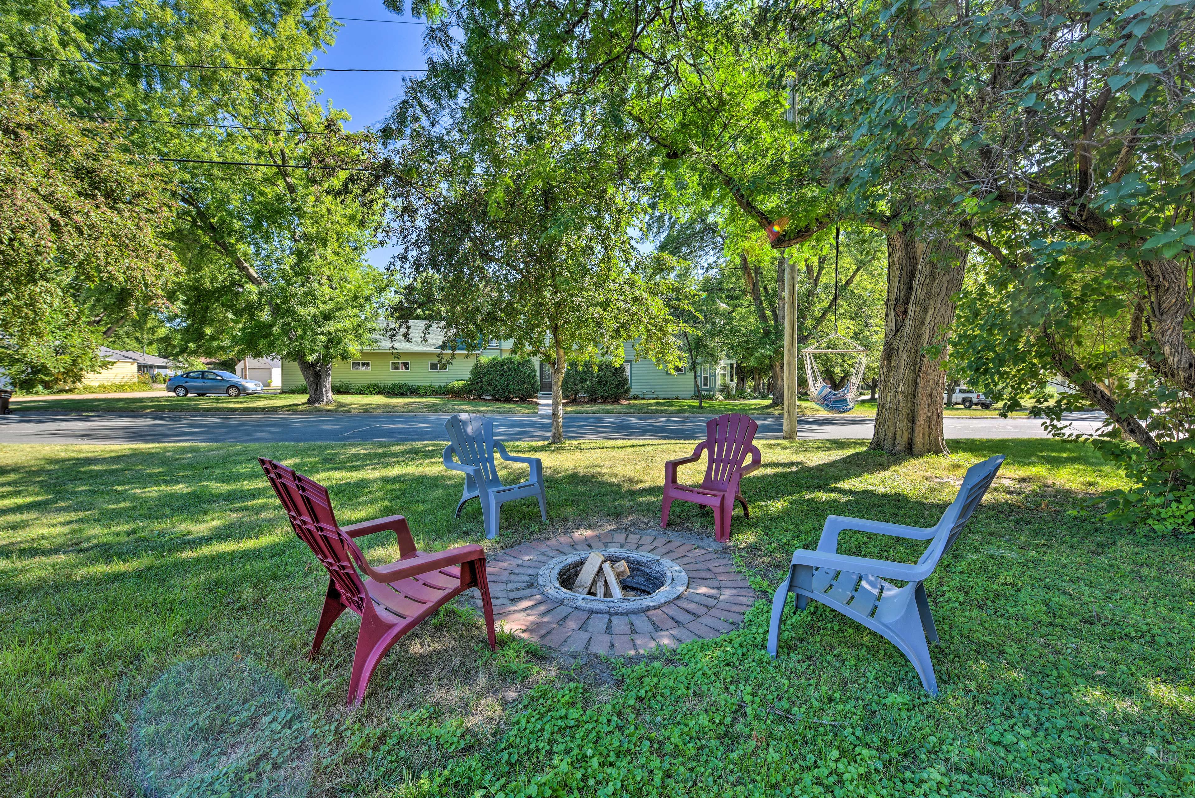 Fire Pit Area | Dog Friendly w/ Fee