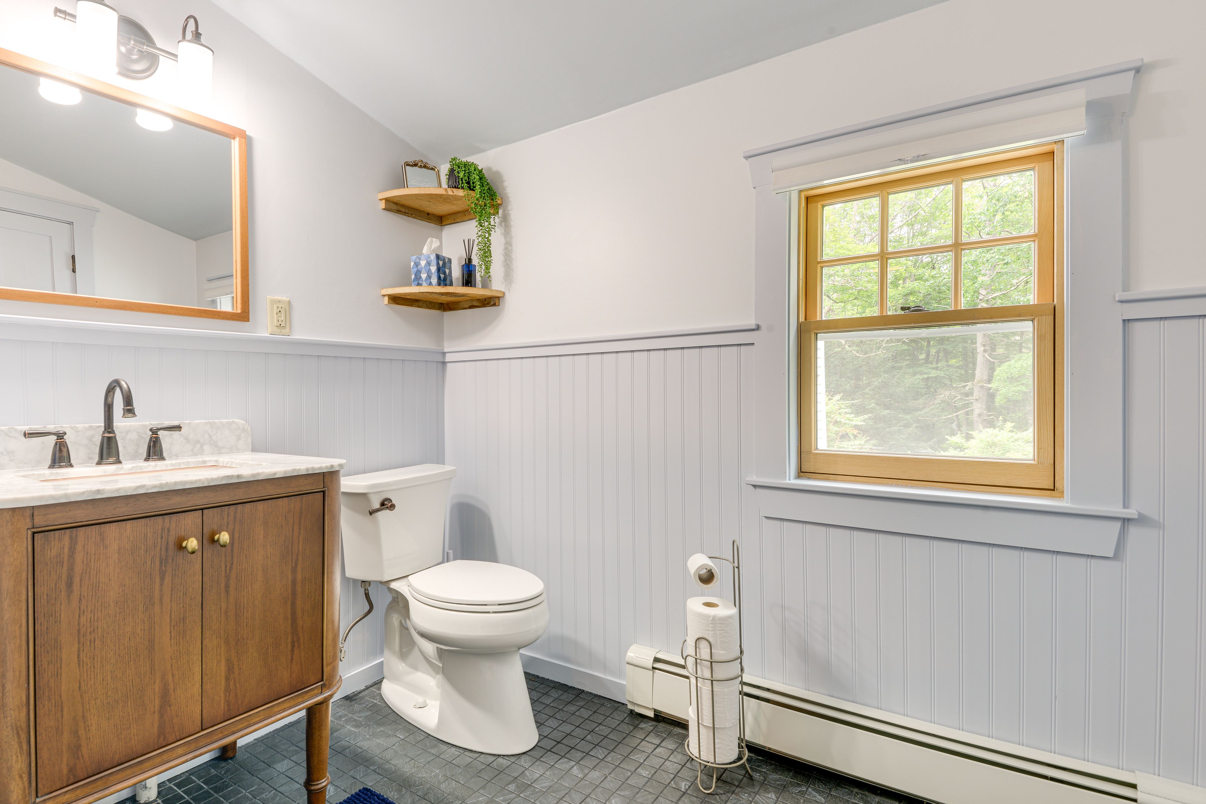 Full Bathroom | Hair Dryer