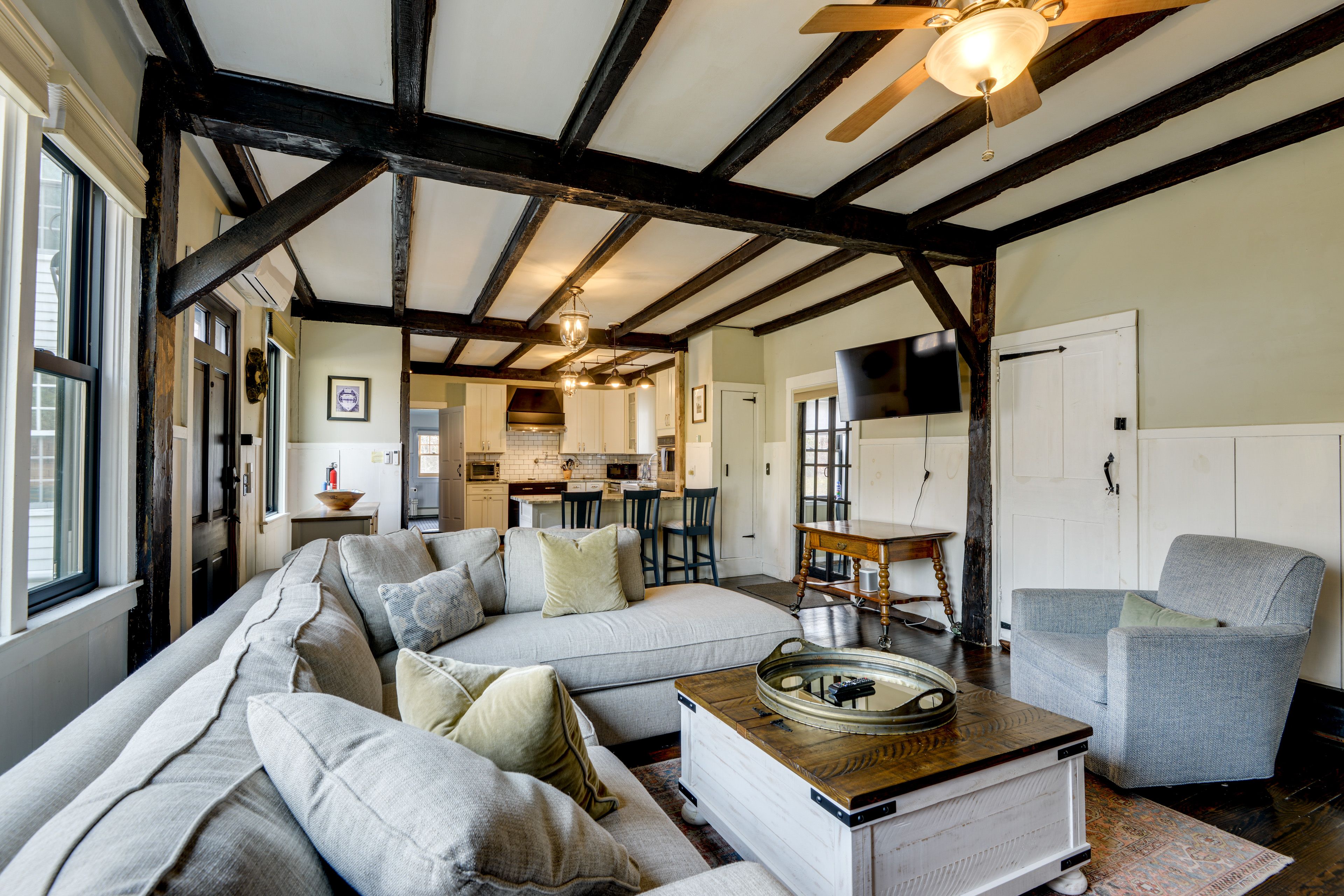 Interior | Open Floor Plan | Free WiFi