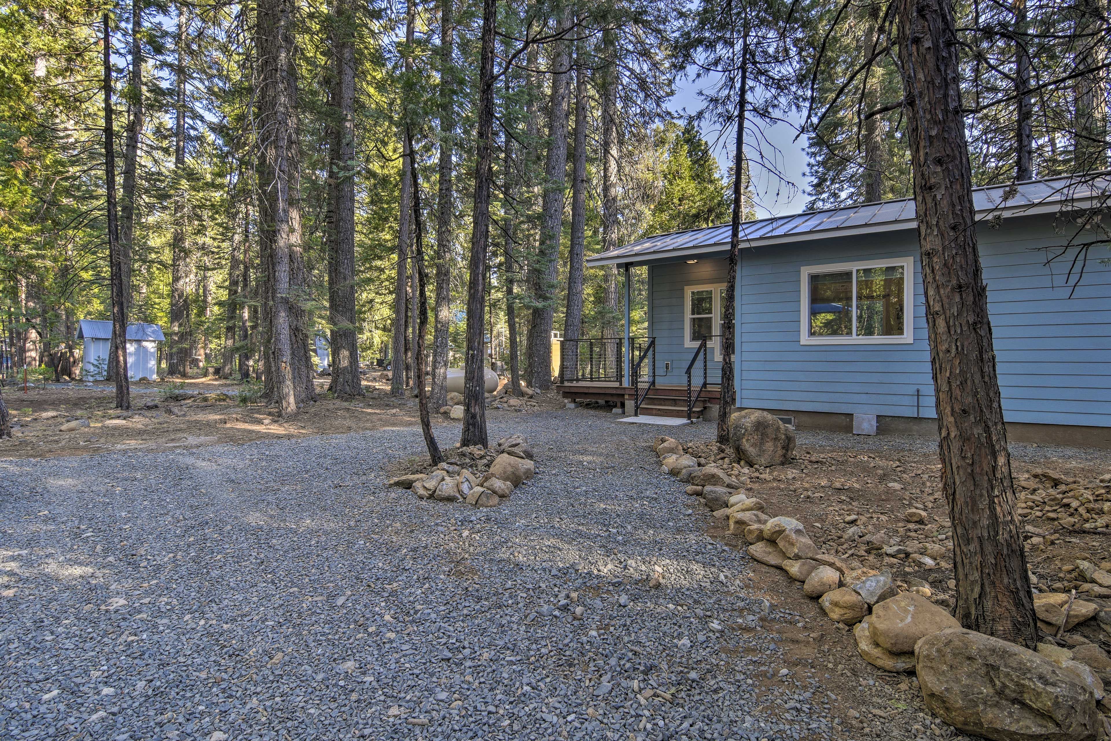 Property Exterior | Gravel Driveway (2 Vehicles)