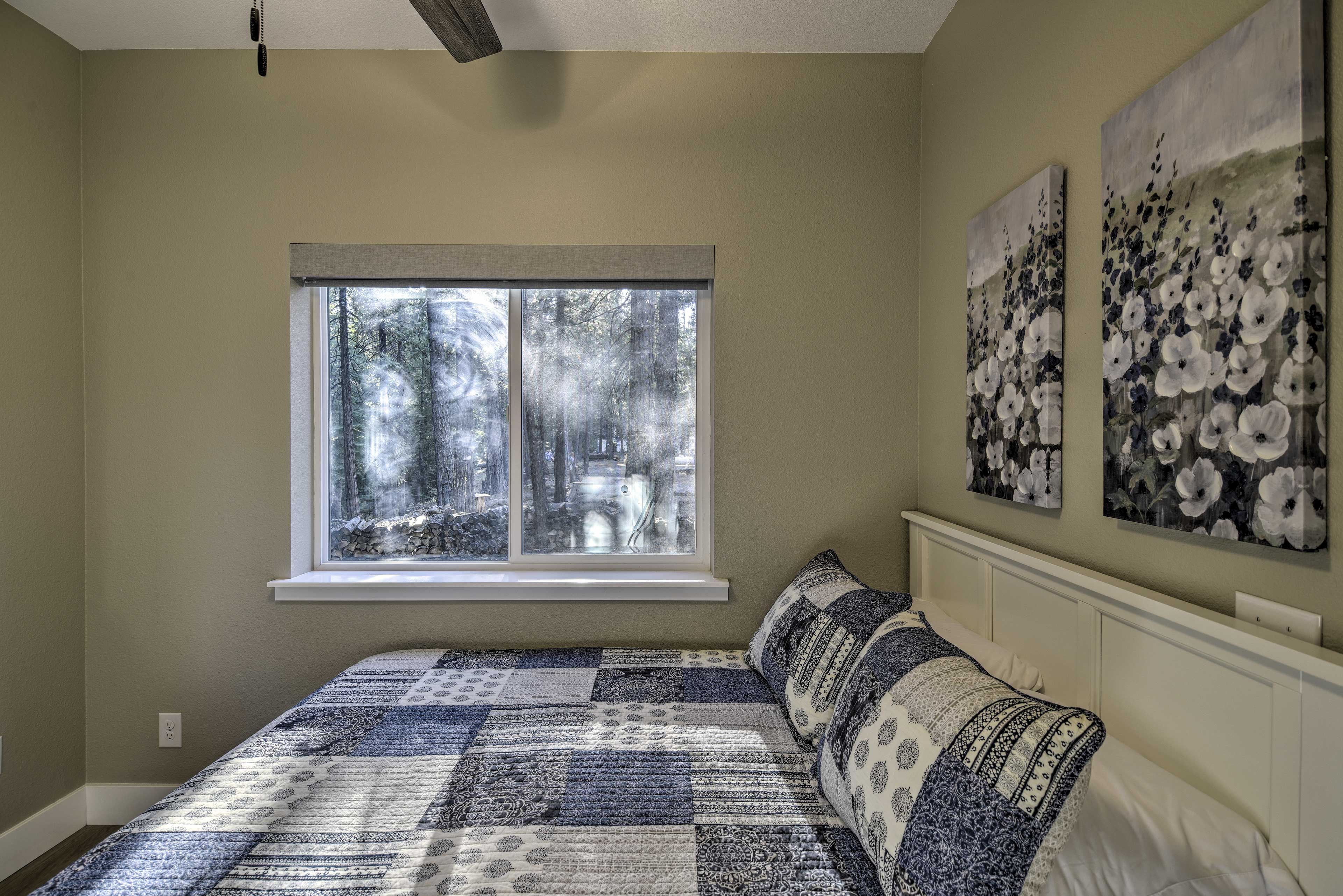 Bedroom 1 | Full Bed | Linens Provided