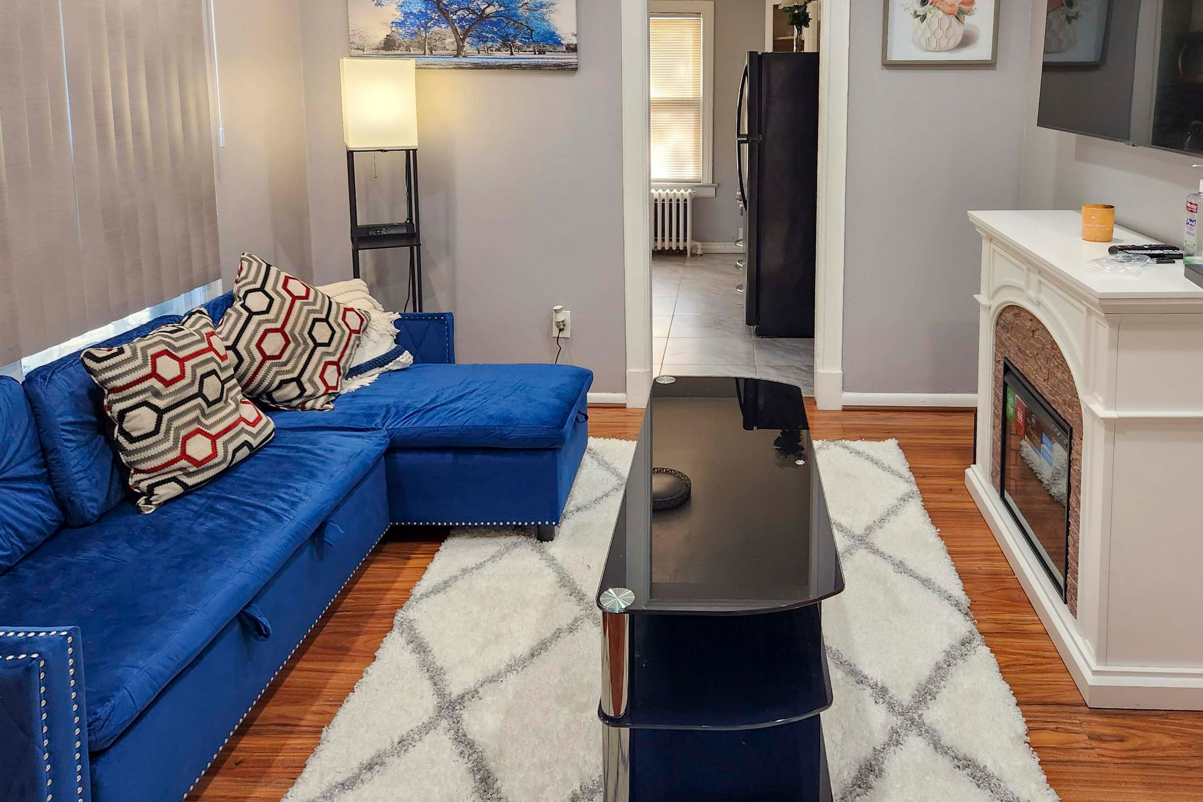 Teaneck Vacation Rental | 3BR | 1BA | 1,000 Sq Ft | Stairs Required to Enter