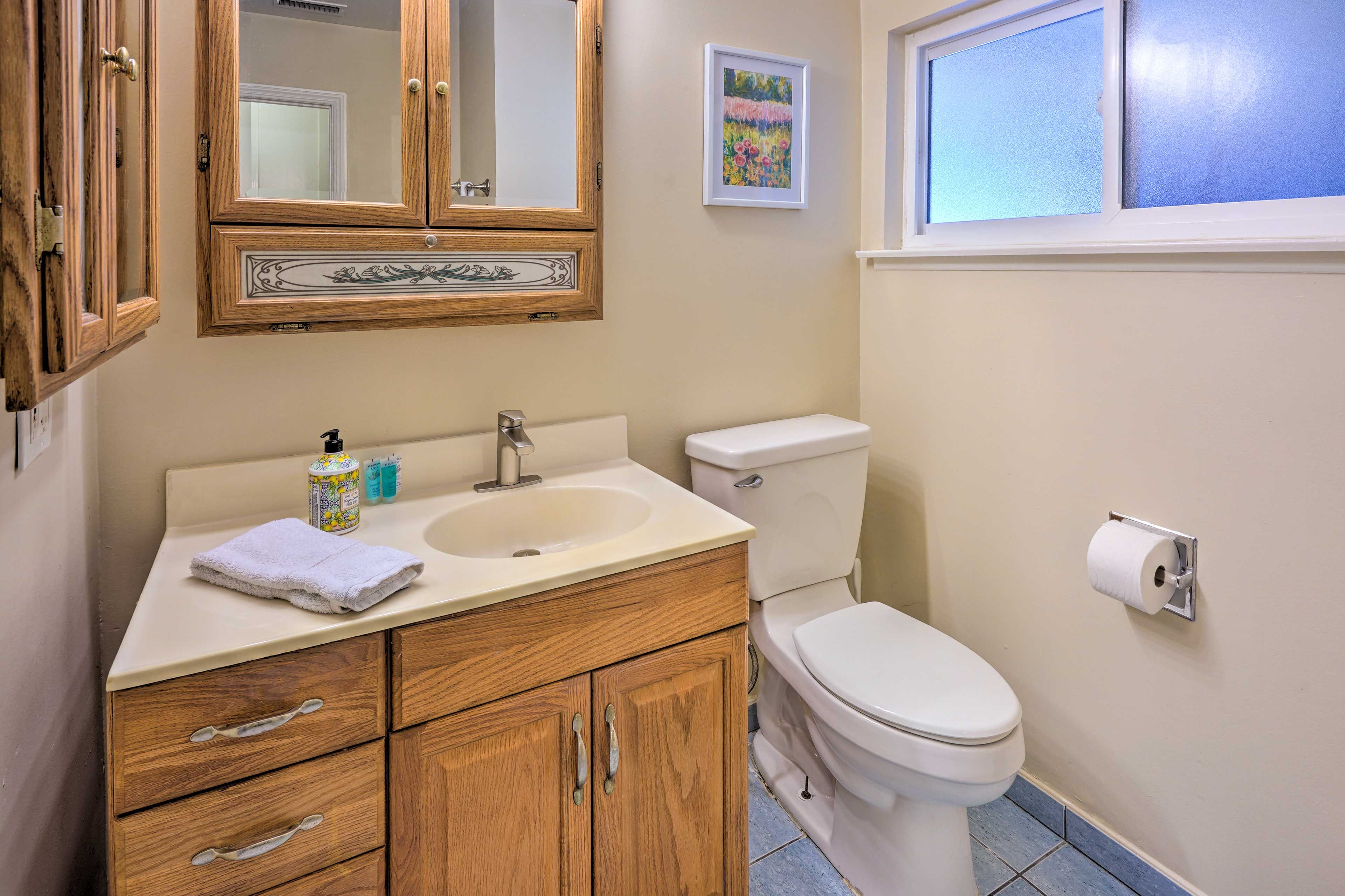 Full Bathroom