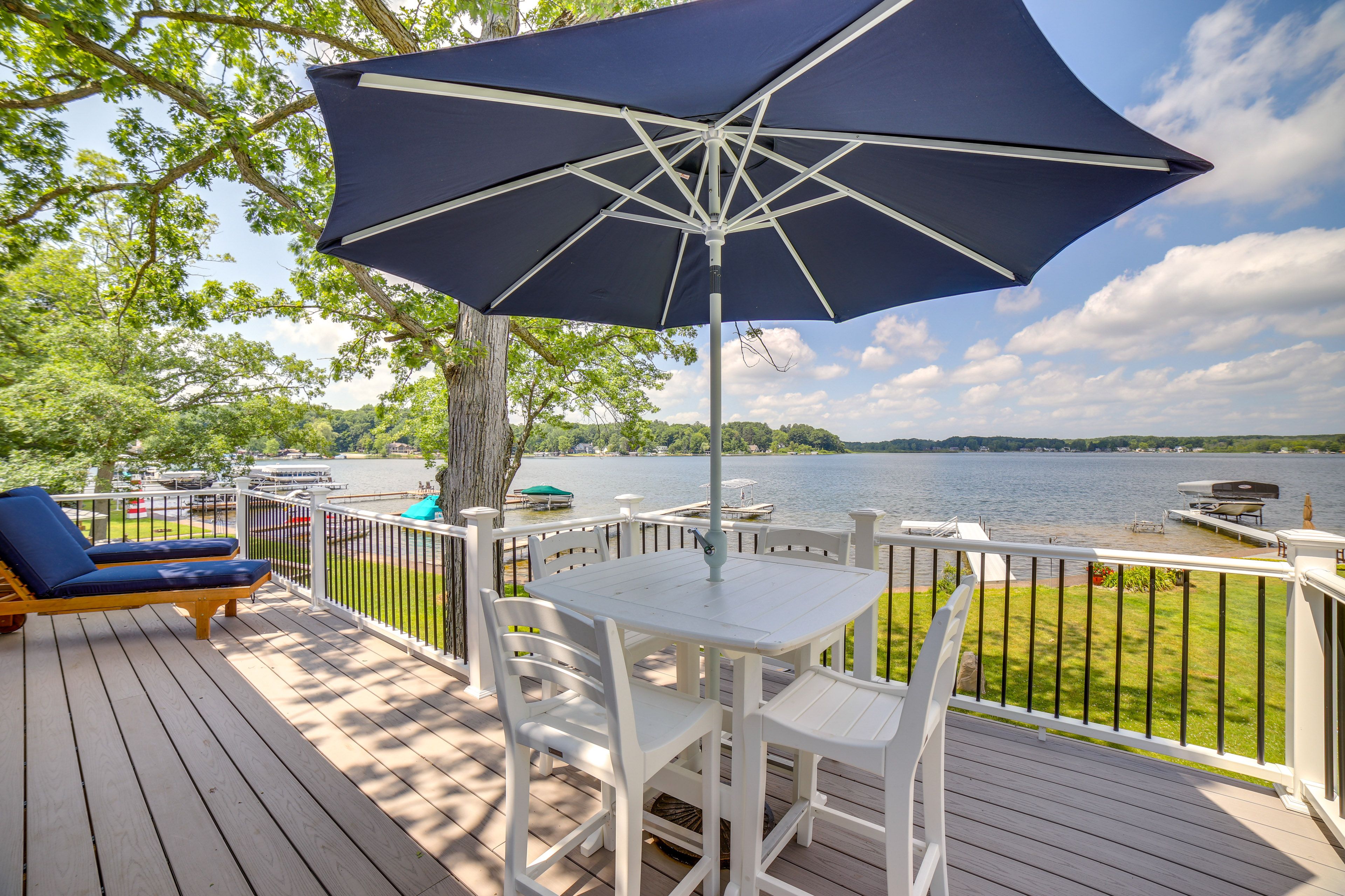 Pierson Vacation Rental | 1,350 Sq Ft | 3BR | 2BA | Stairs Required