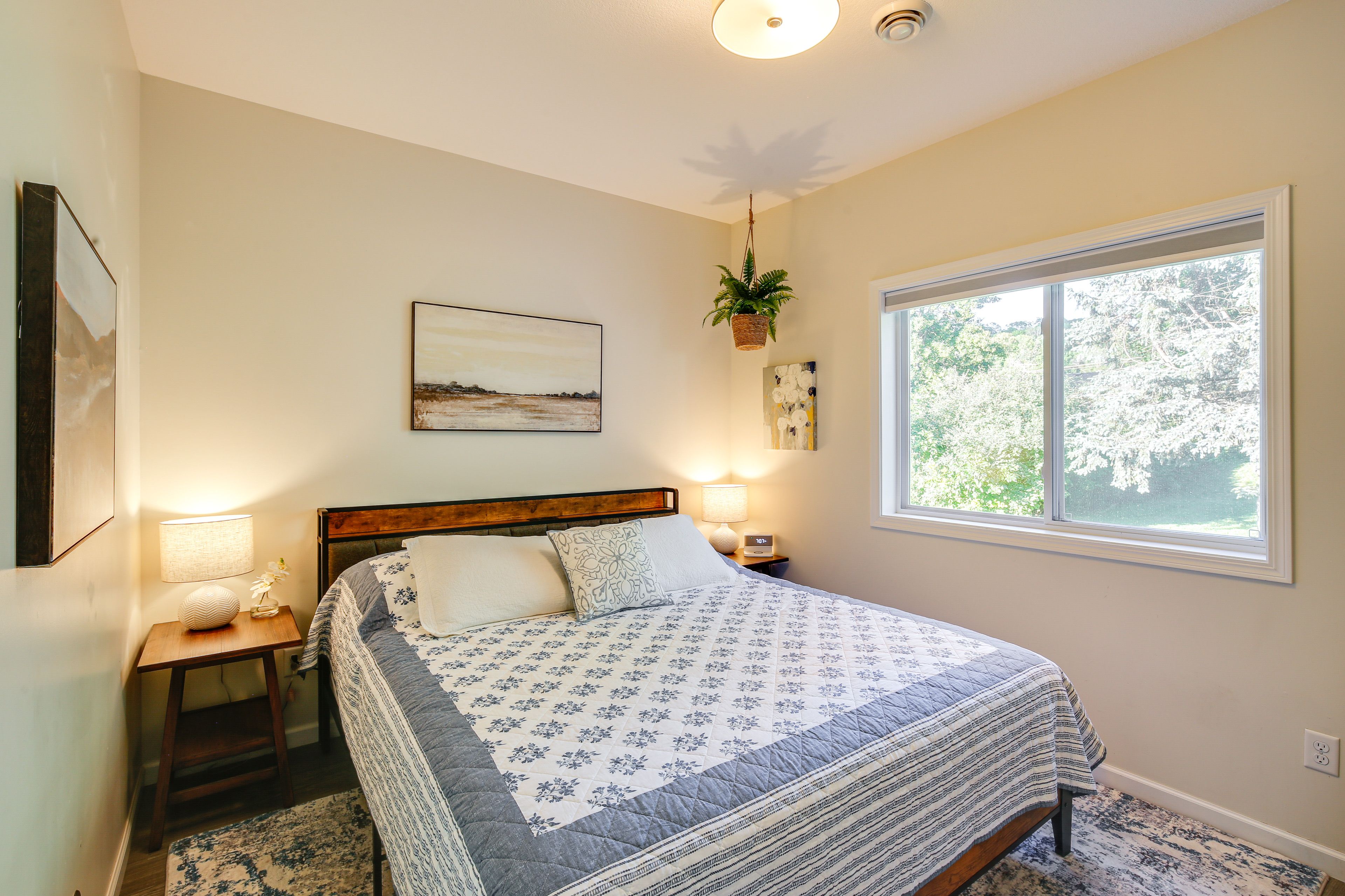 Bedroom 1 | California King Bed w/ 14'" Zinus Mattress