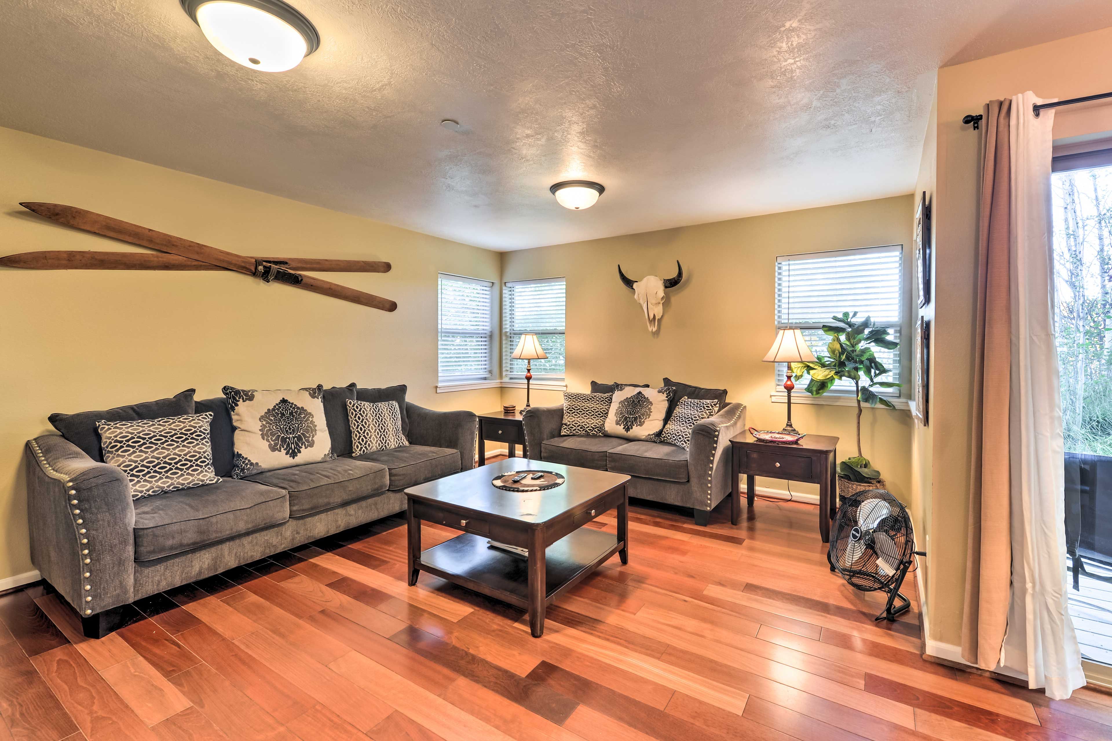 Living Room | Free WiFi | Central Heating | Smart TV | Board Games