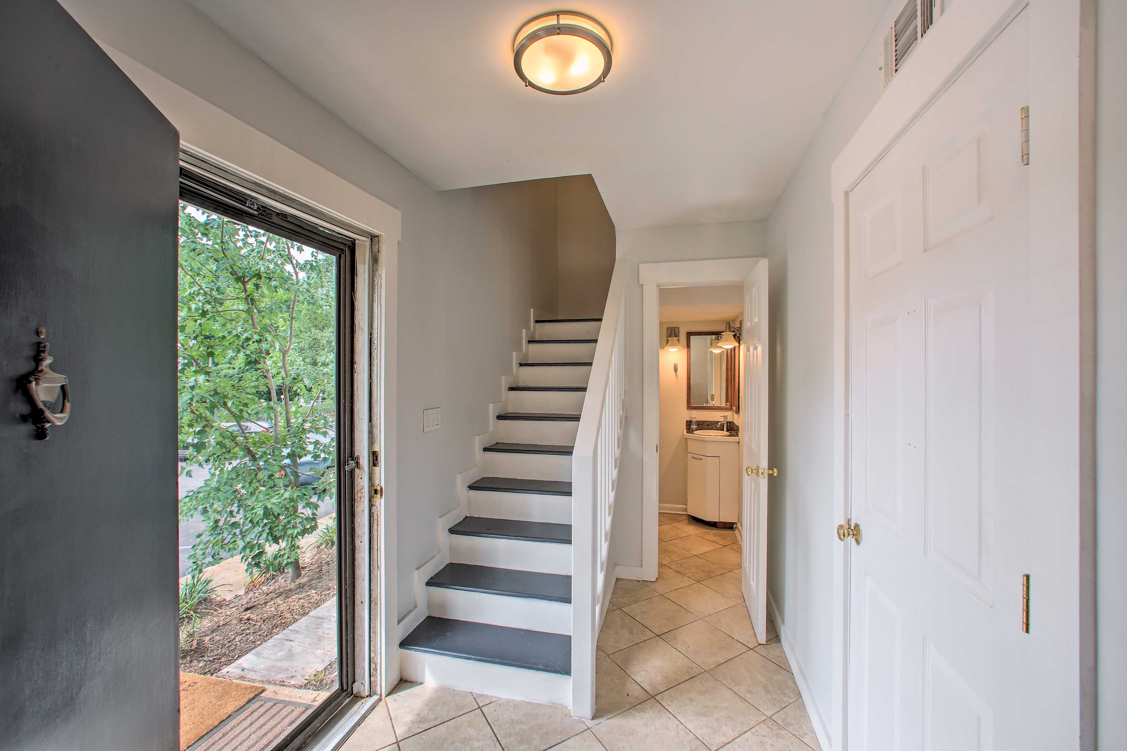 Entryway | Pet Friendly