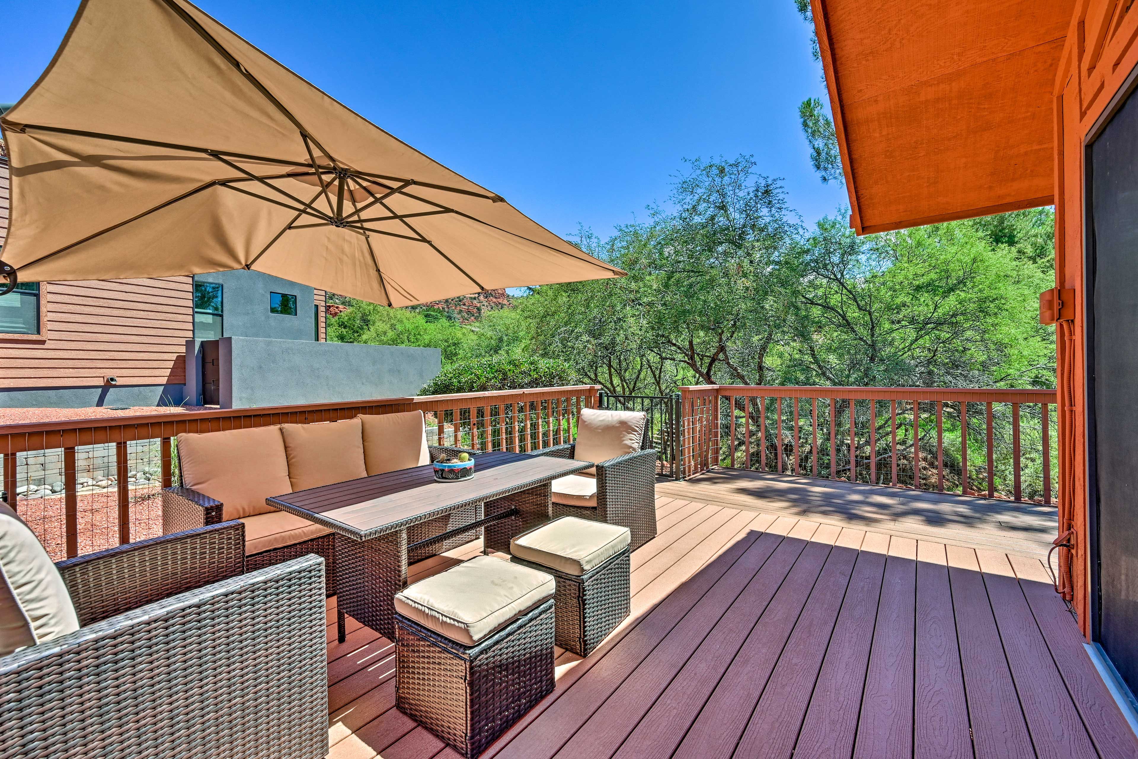 Deck | Red Rock Views | Traeger Grill