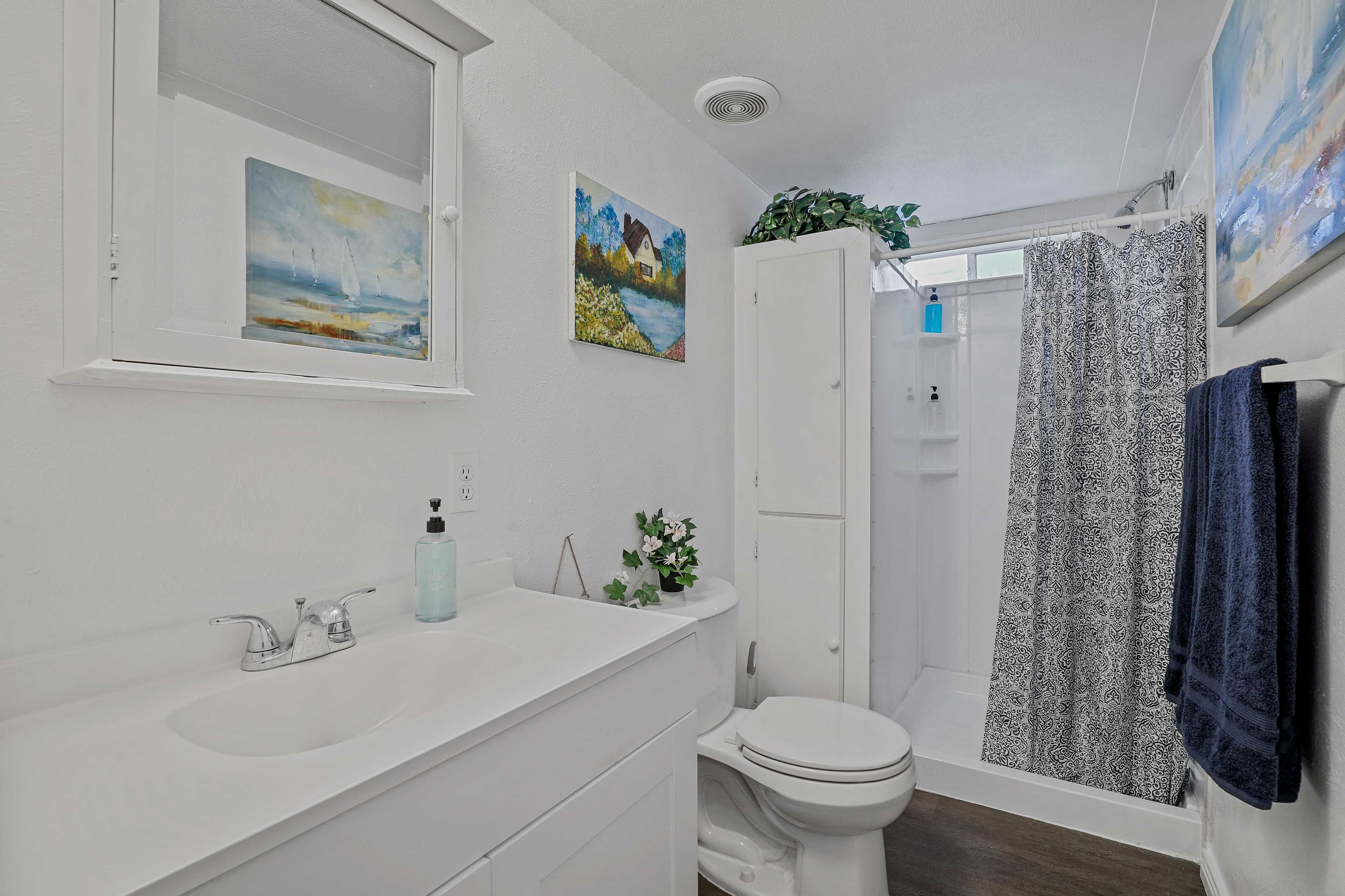 Full Bathroom