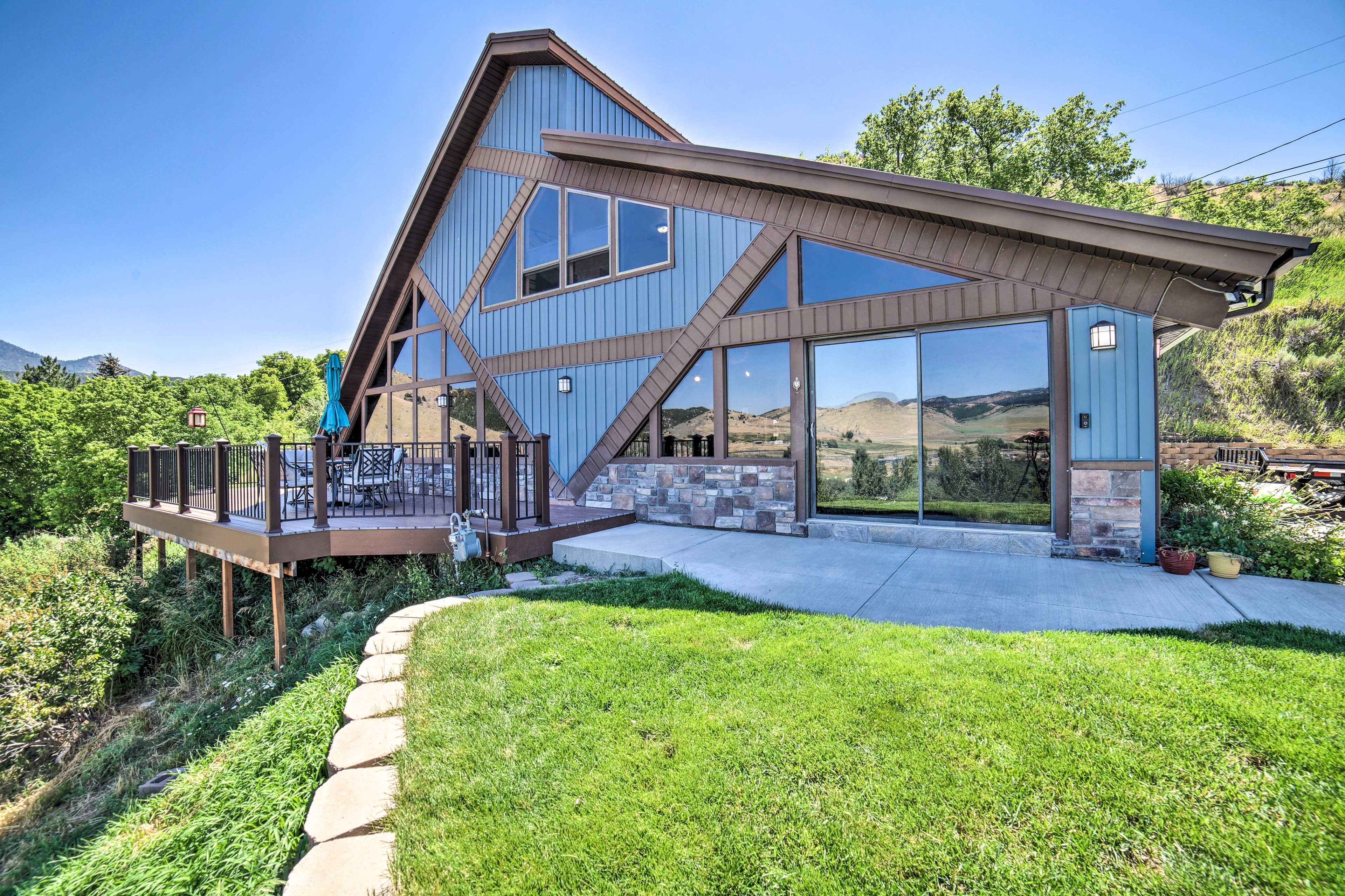 Lava Hot Springs Vacation Rental | 3BR | 2BA | 1 Step Required | 2,000 Sq Ft