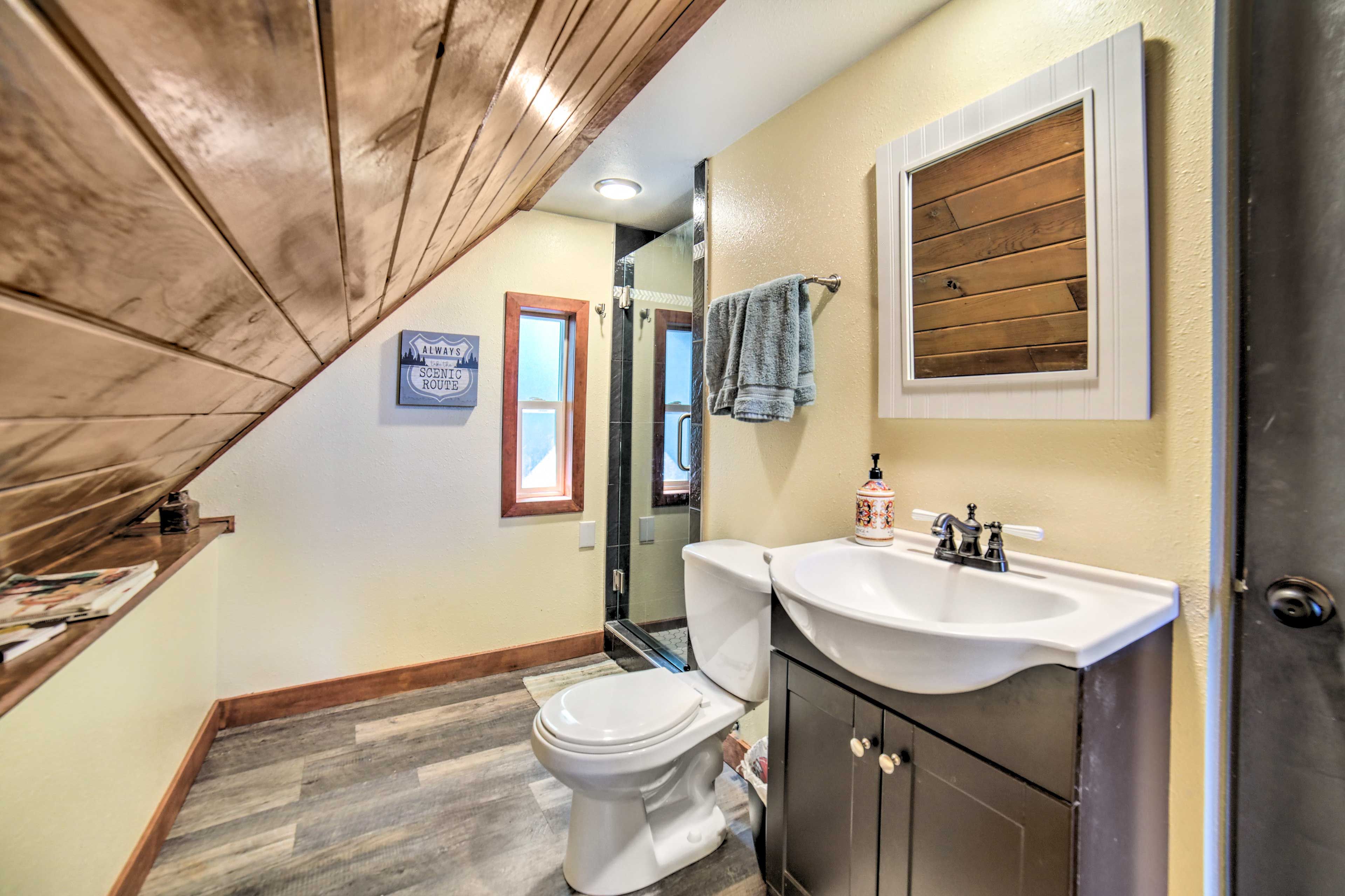 Bathroom | Towels Provided