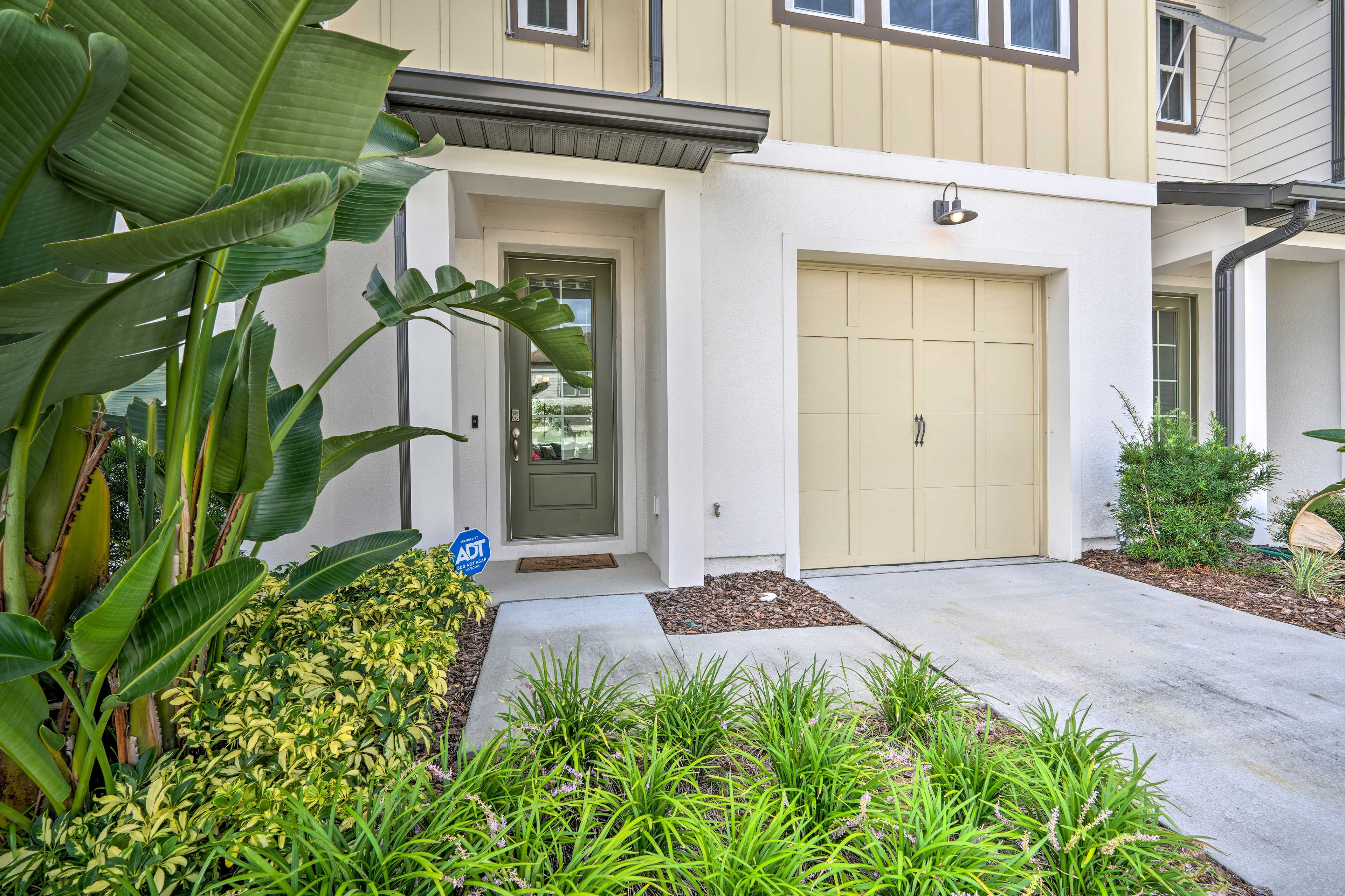 Front Exterior | 1 Exterior Security Camera