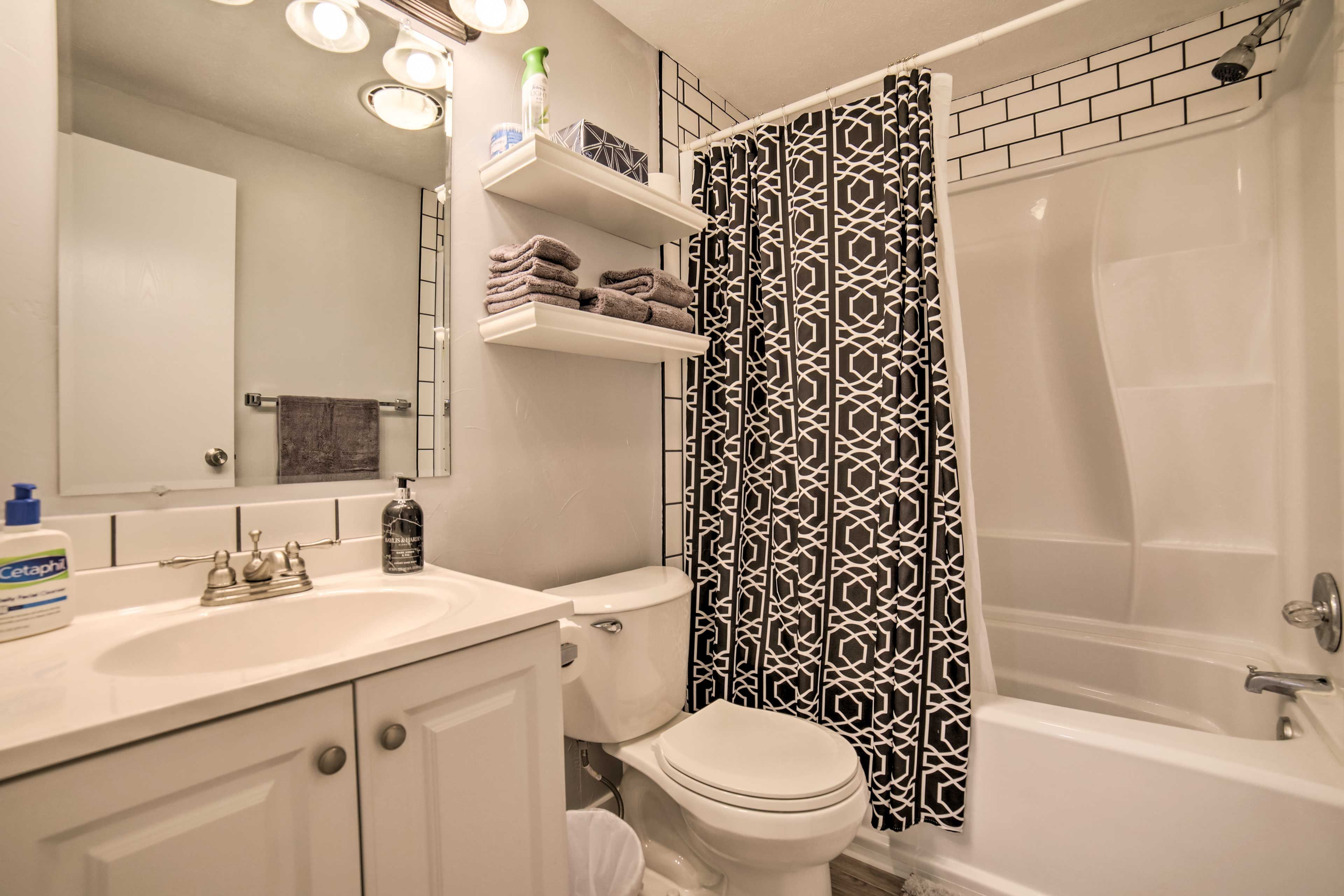 Full Bathroom