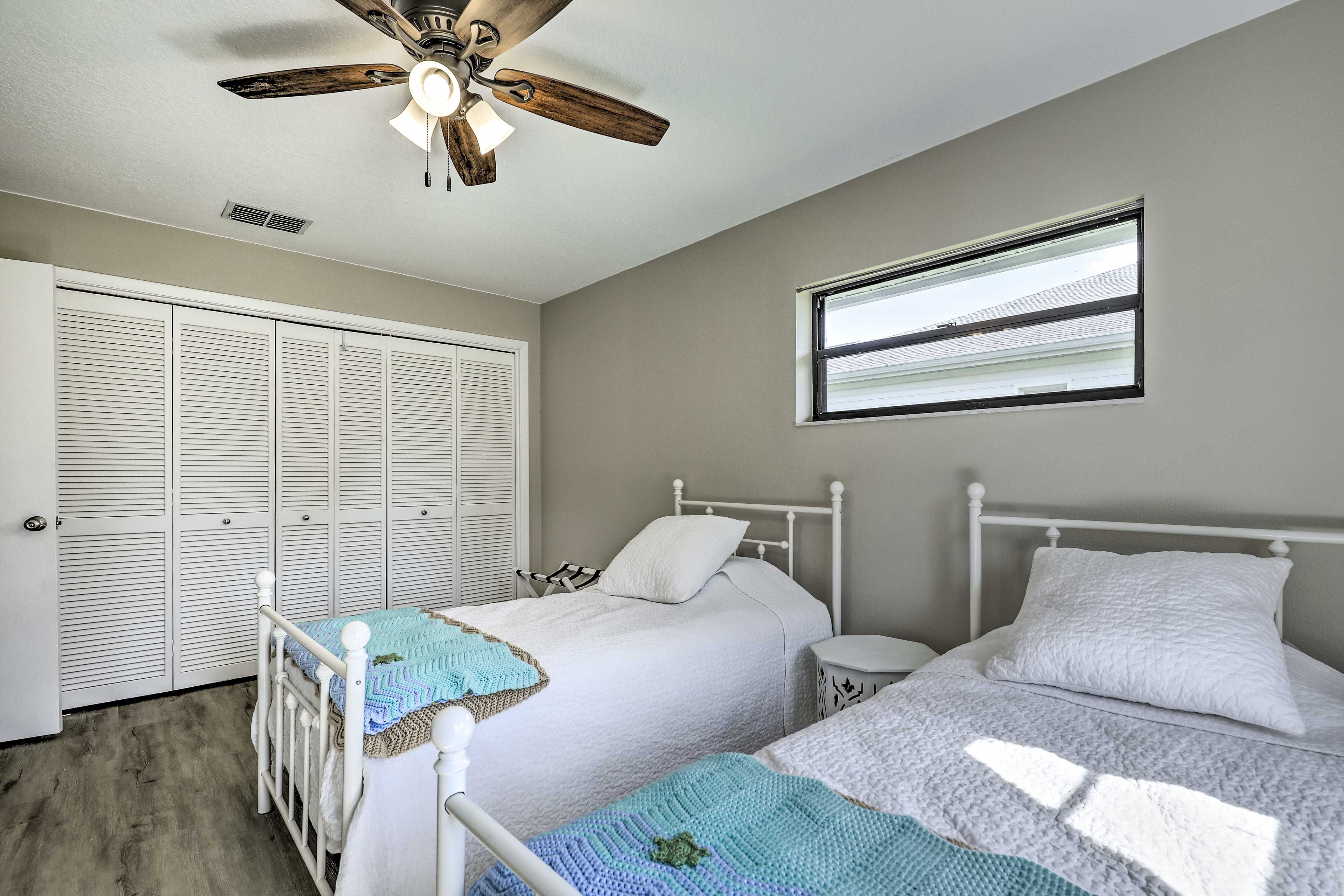 Bedroom 3 | 2 Twin Beds