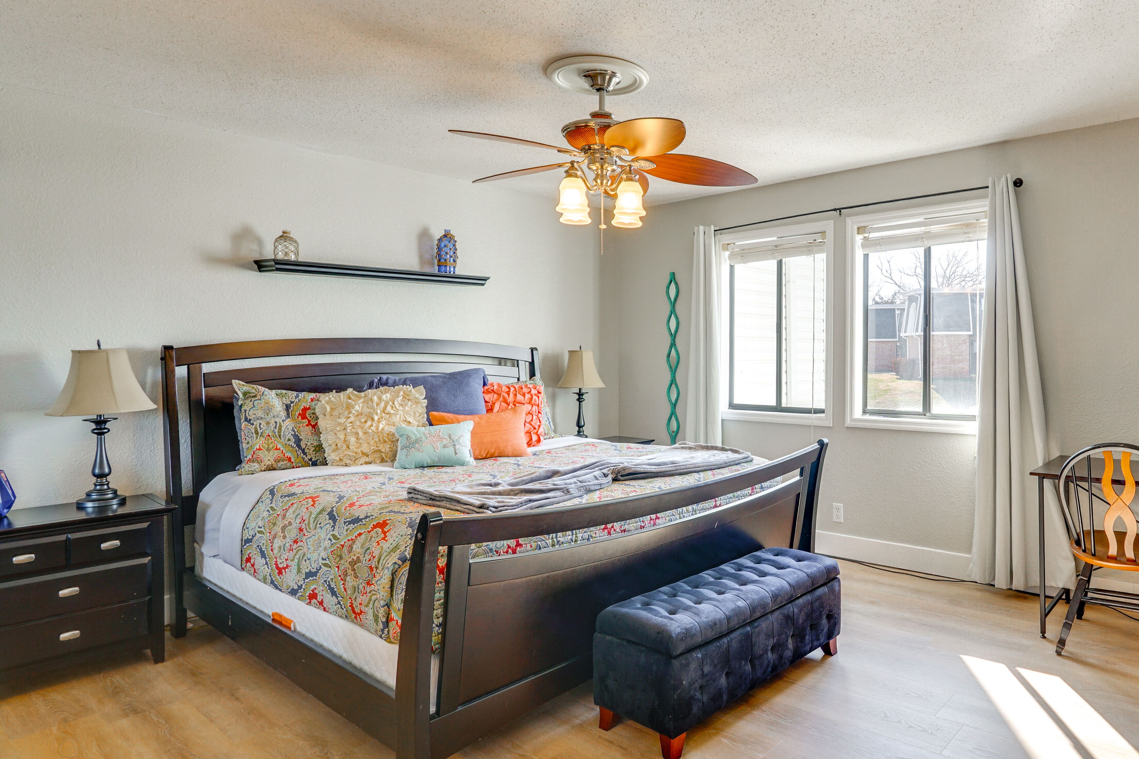 Bedroom 1 | King Bed