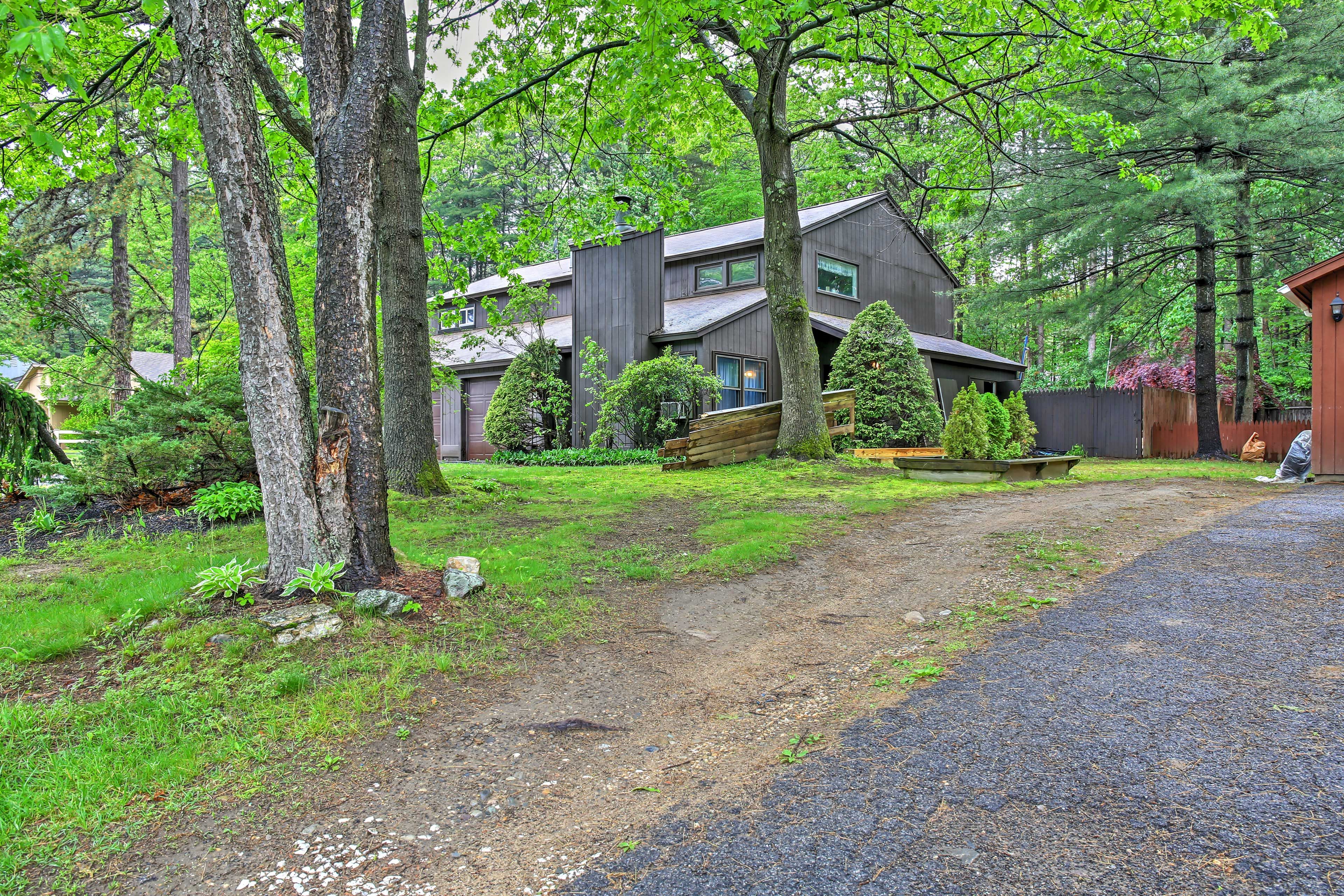 Home Exterior | Driveway Parking (3 Vehicles)