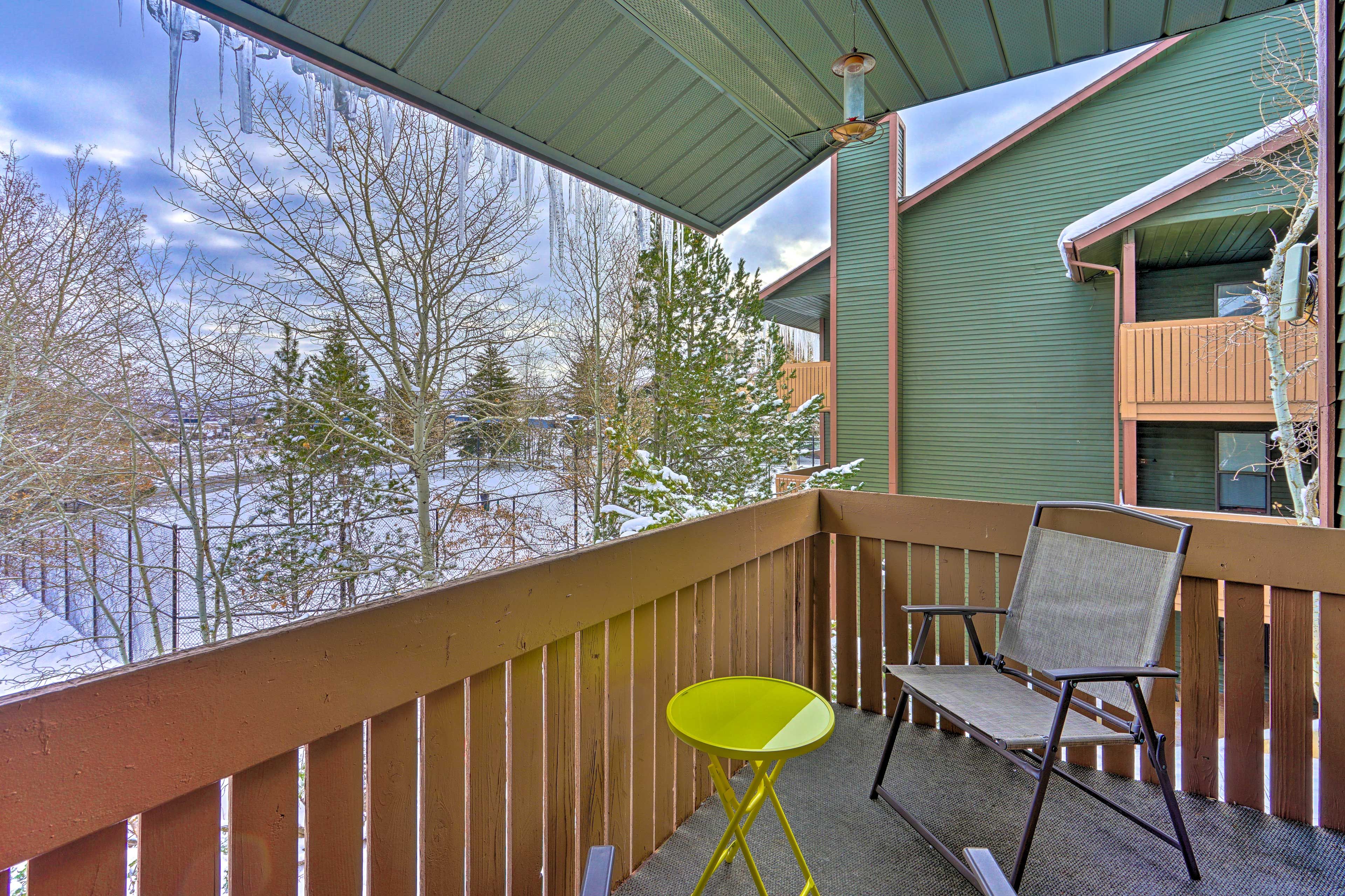 Covered Balcony | Access to Community Amenities