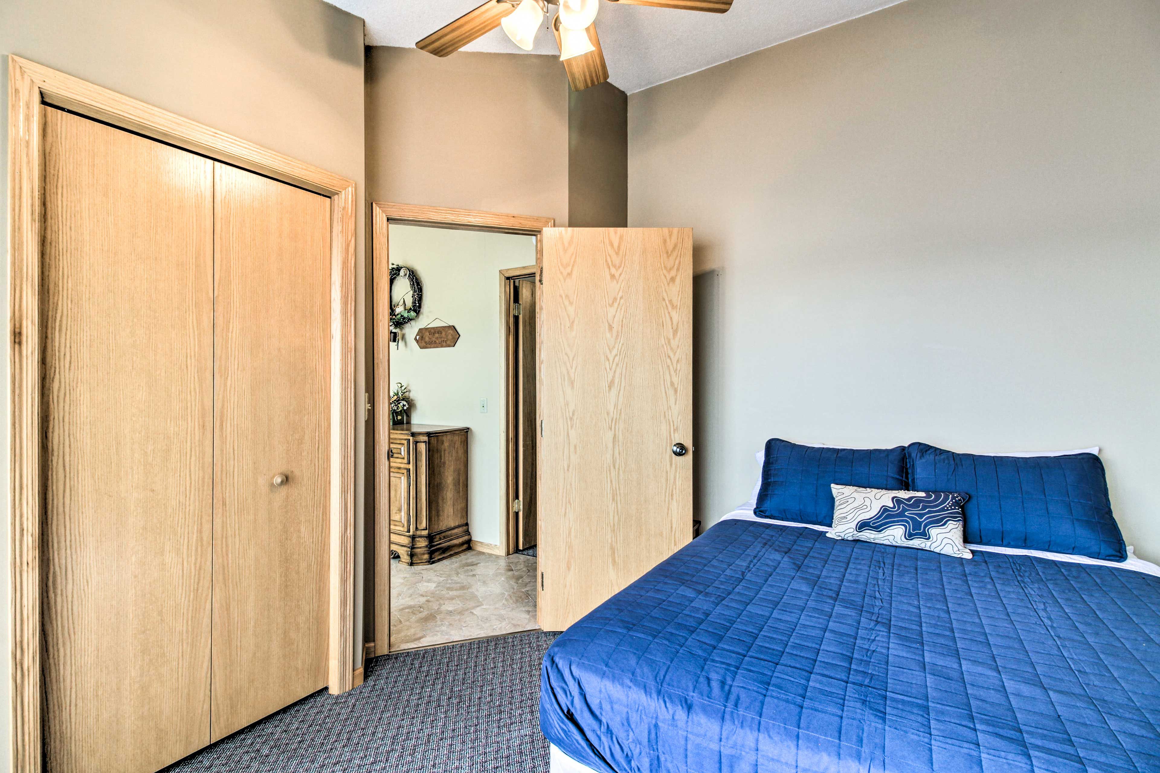 Bedroom 1 | Queen Bed | 1 Step Required From 1st Floor | Deck Access