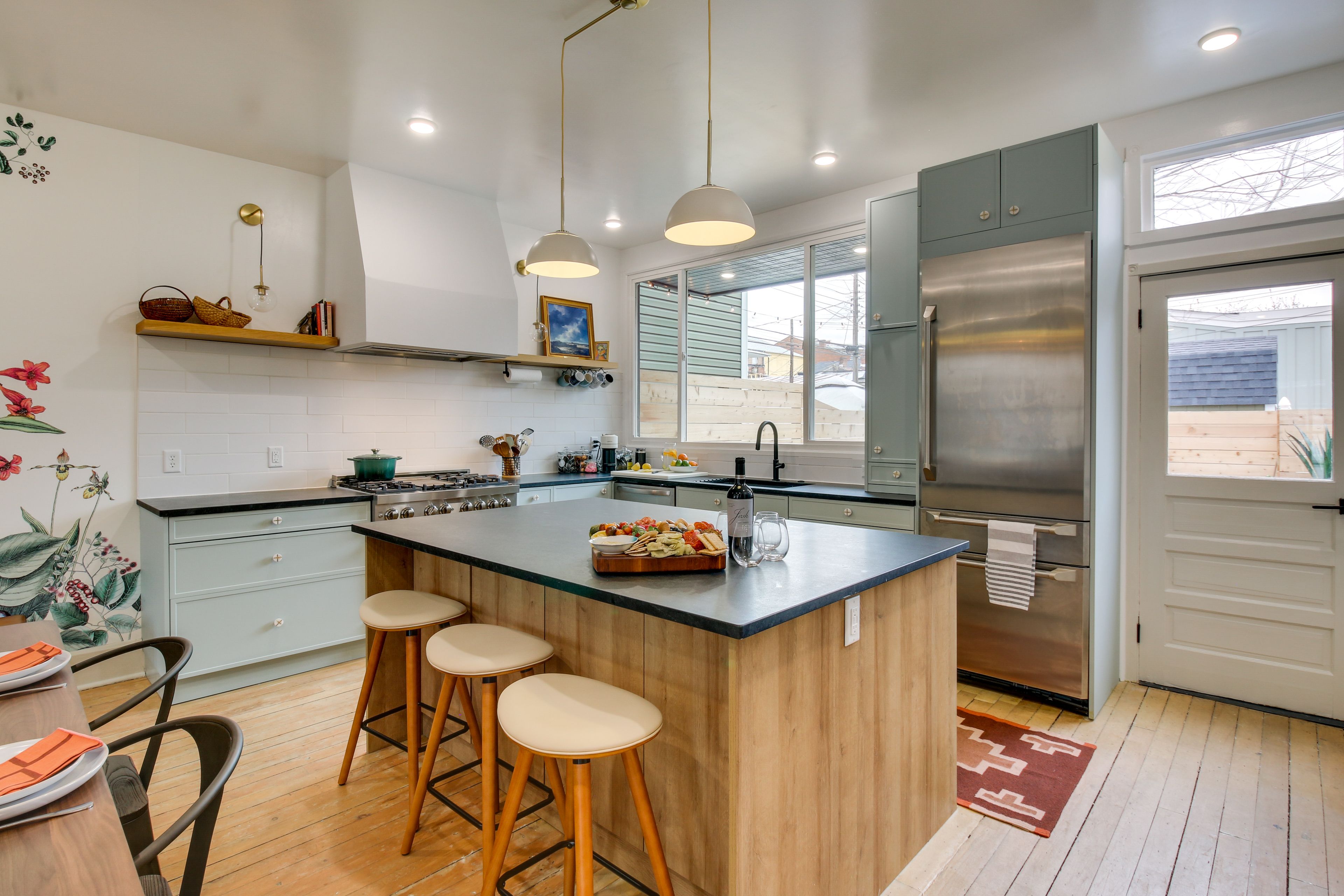 Kitchen | Toaster | Blender | Spices