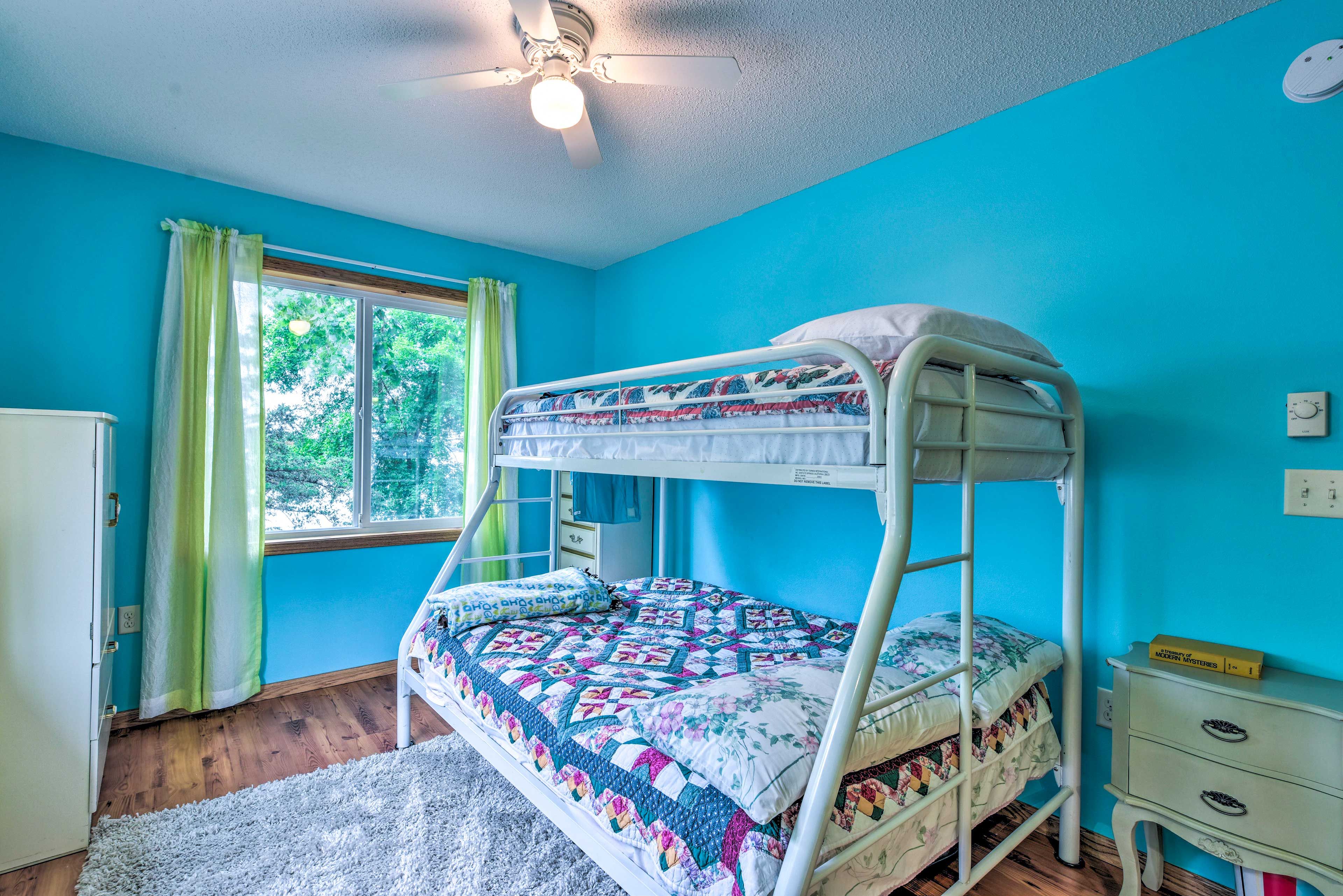 Bedroom 4 | Twin/Full Bunk Bed | 2nd Floor