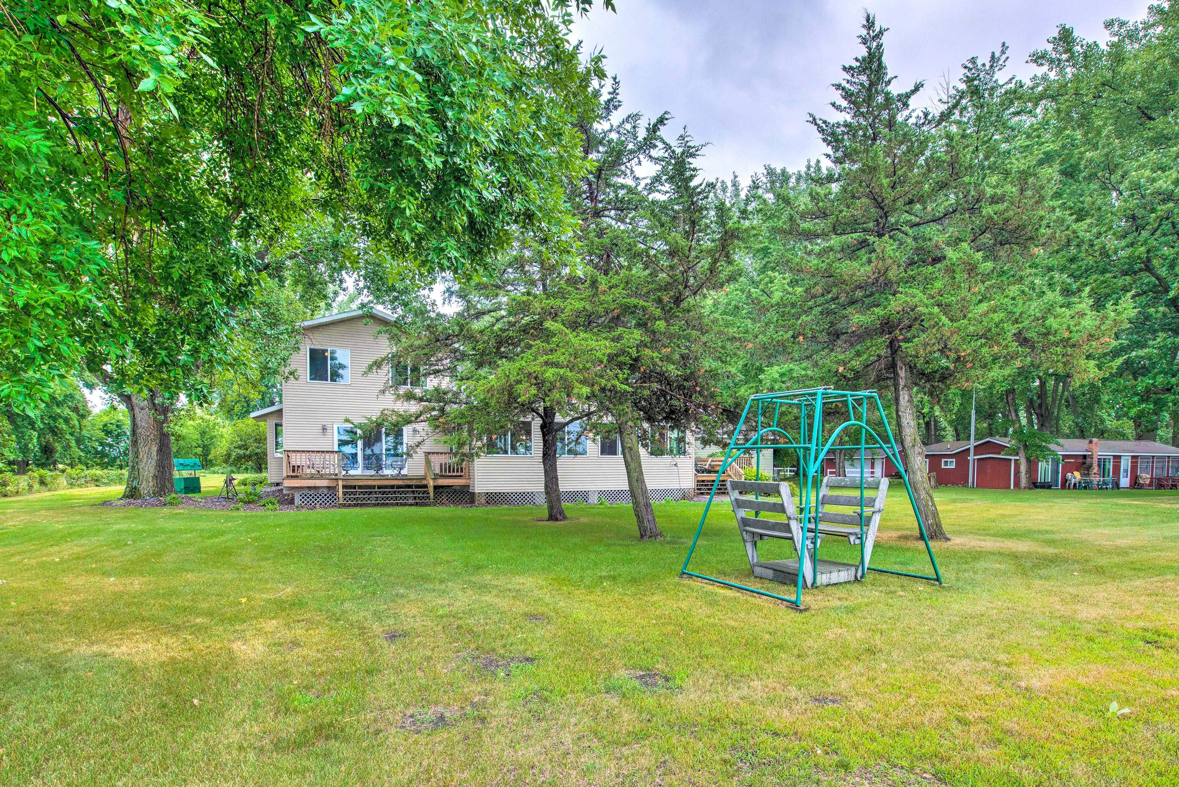 Spacious Yard
