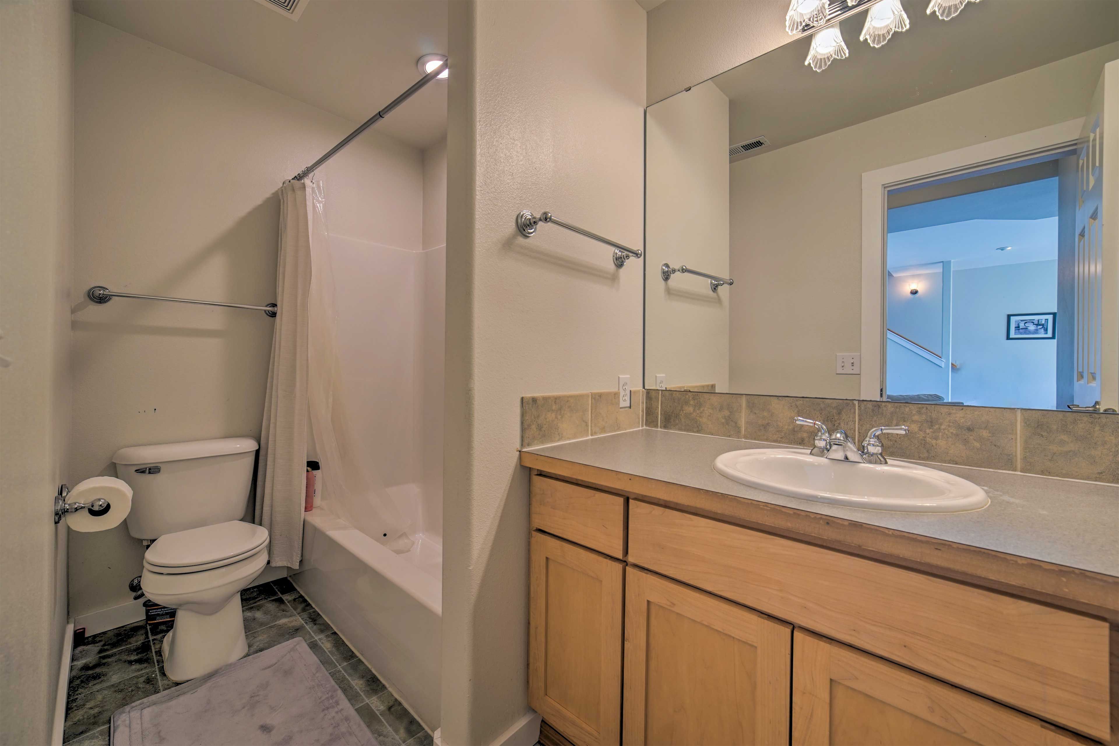 Full Bathroom