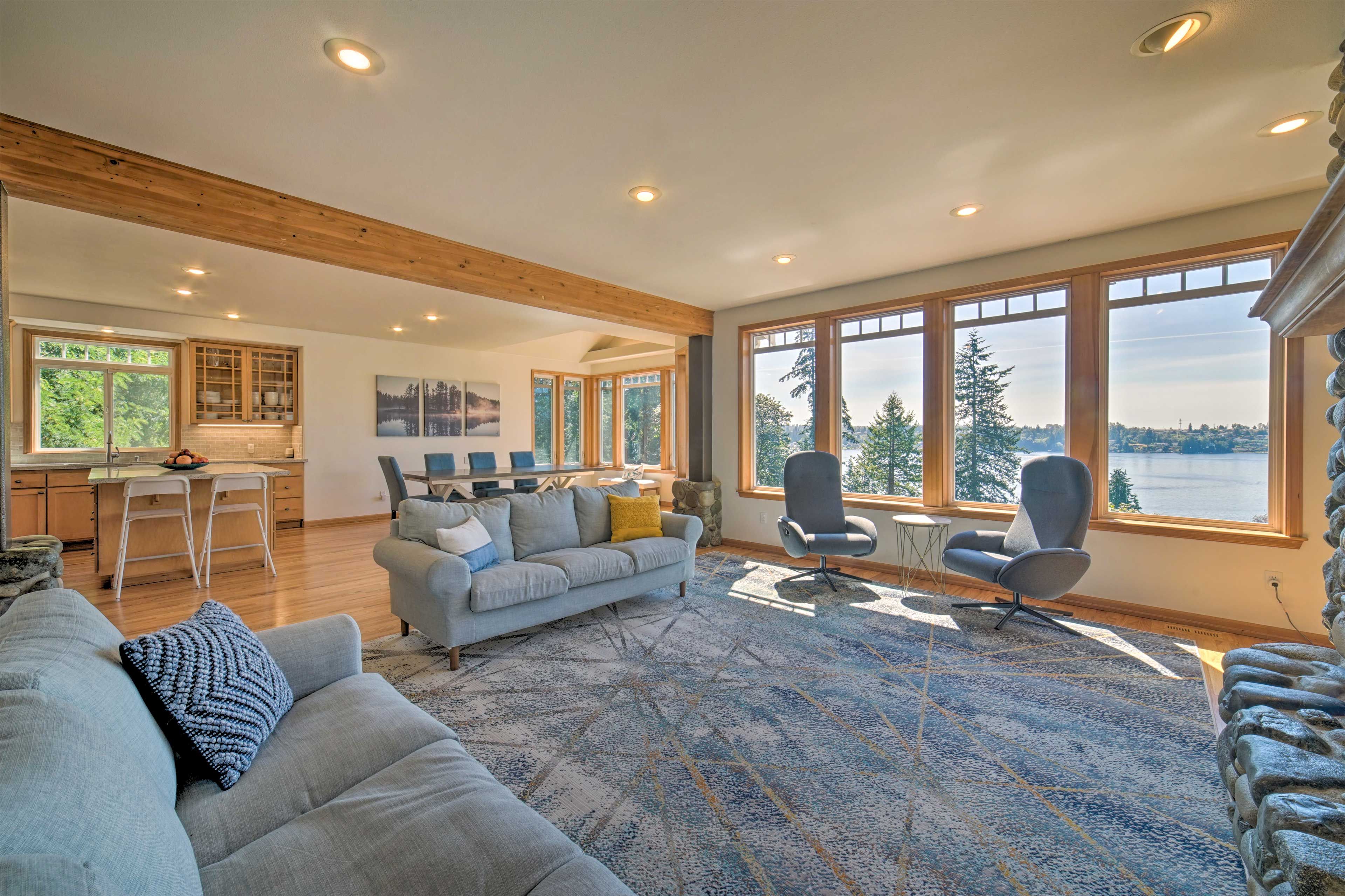 Living Room | Main Level | Free WiFi | Smart TV | Window A/C Units
