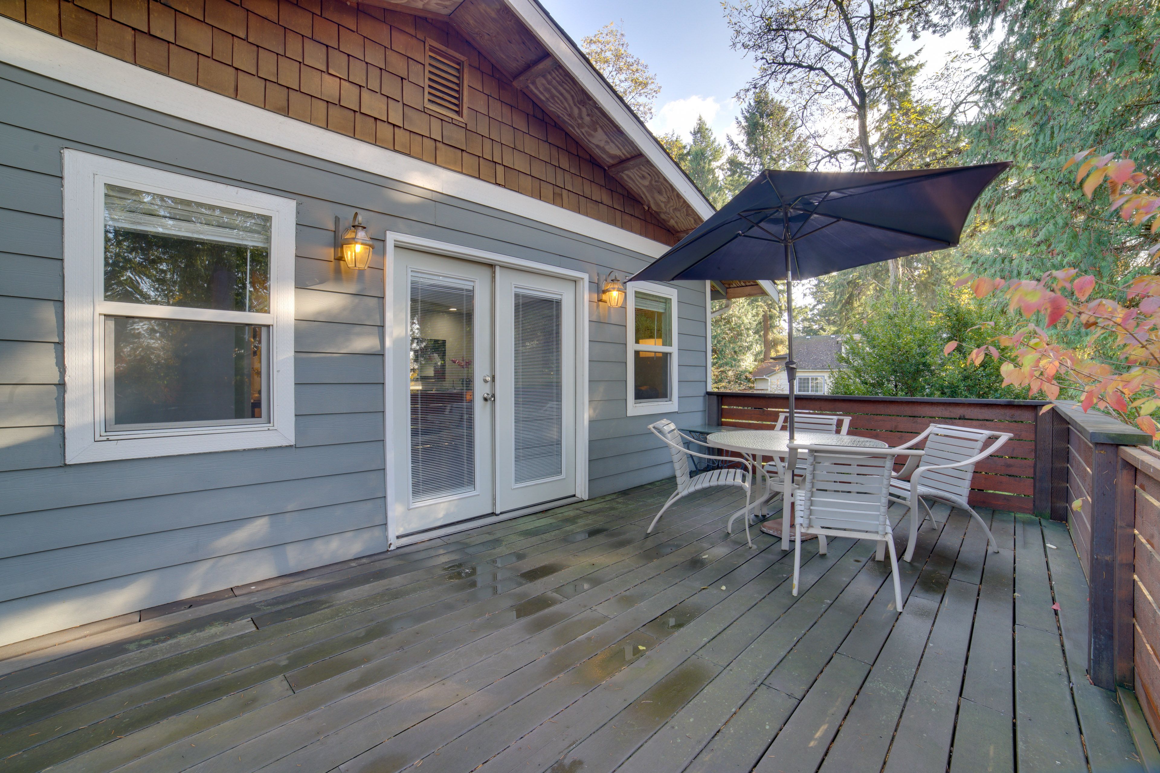 Furnished Deck