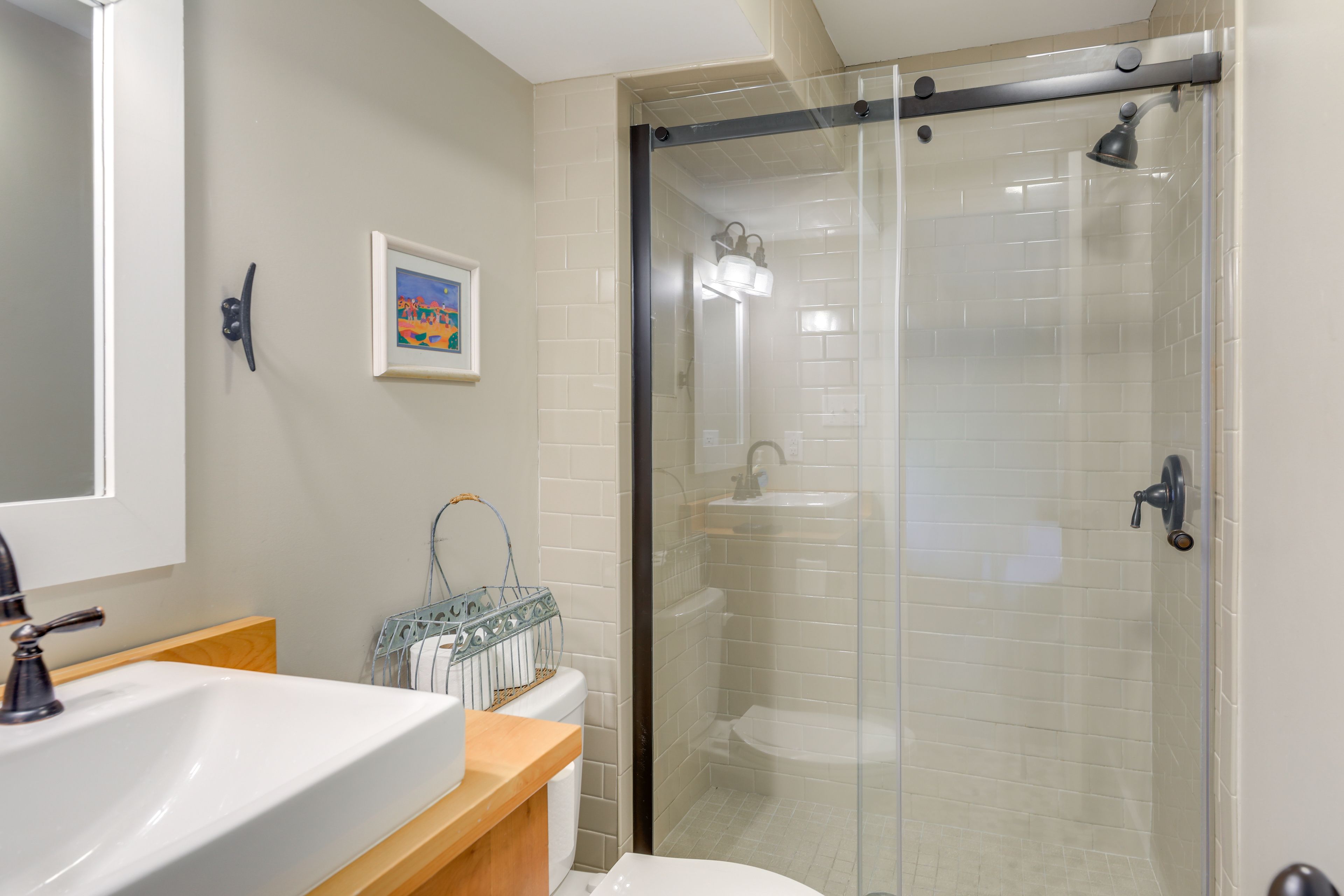 En-Suite Bathroom | Lower Level