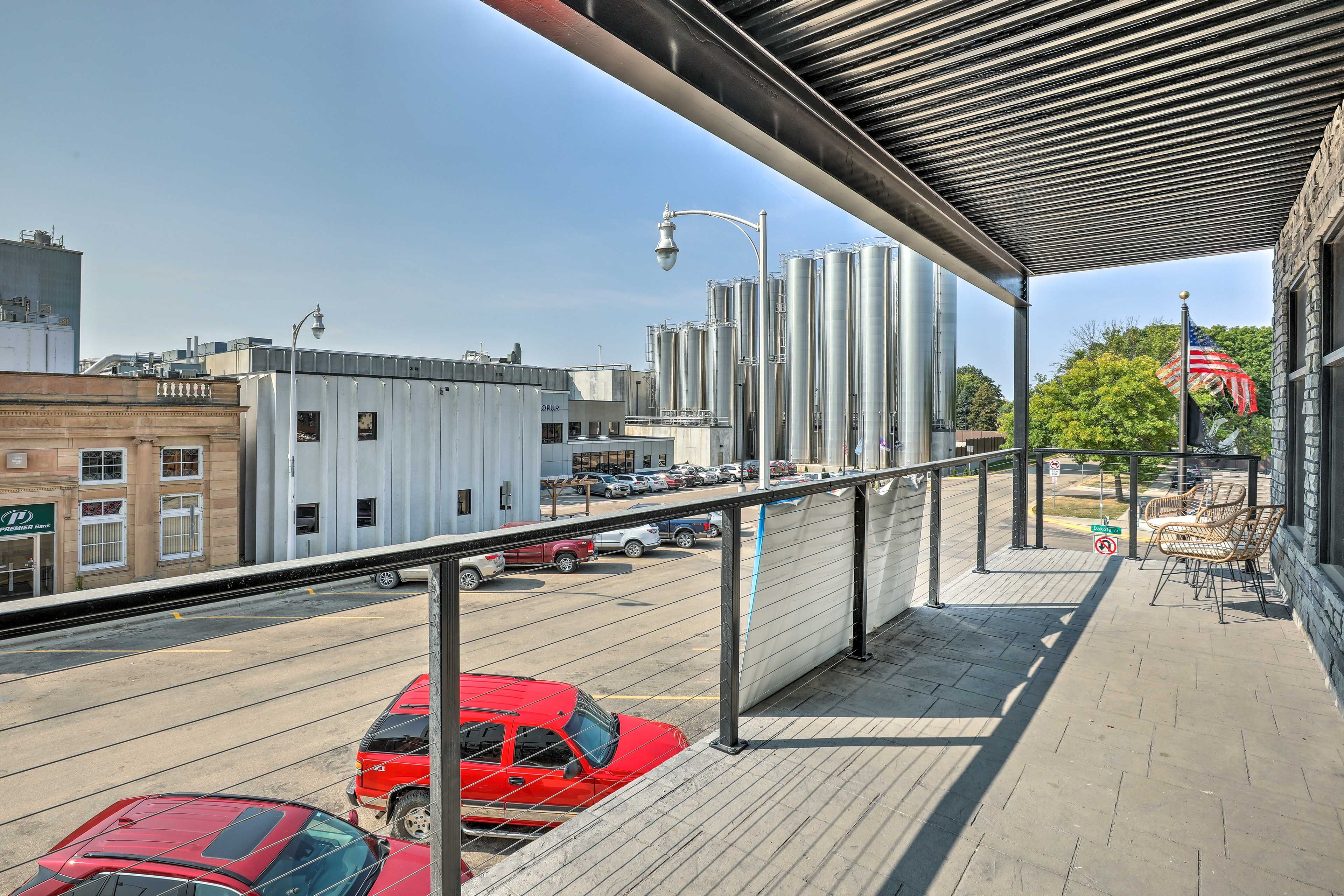 Balcony | Outdoor Seating Area
