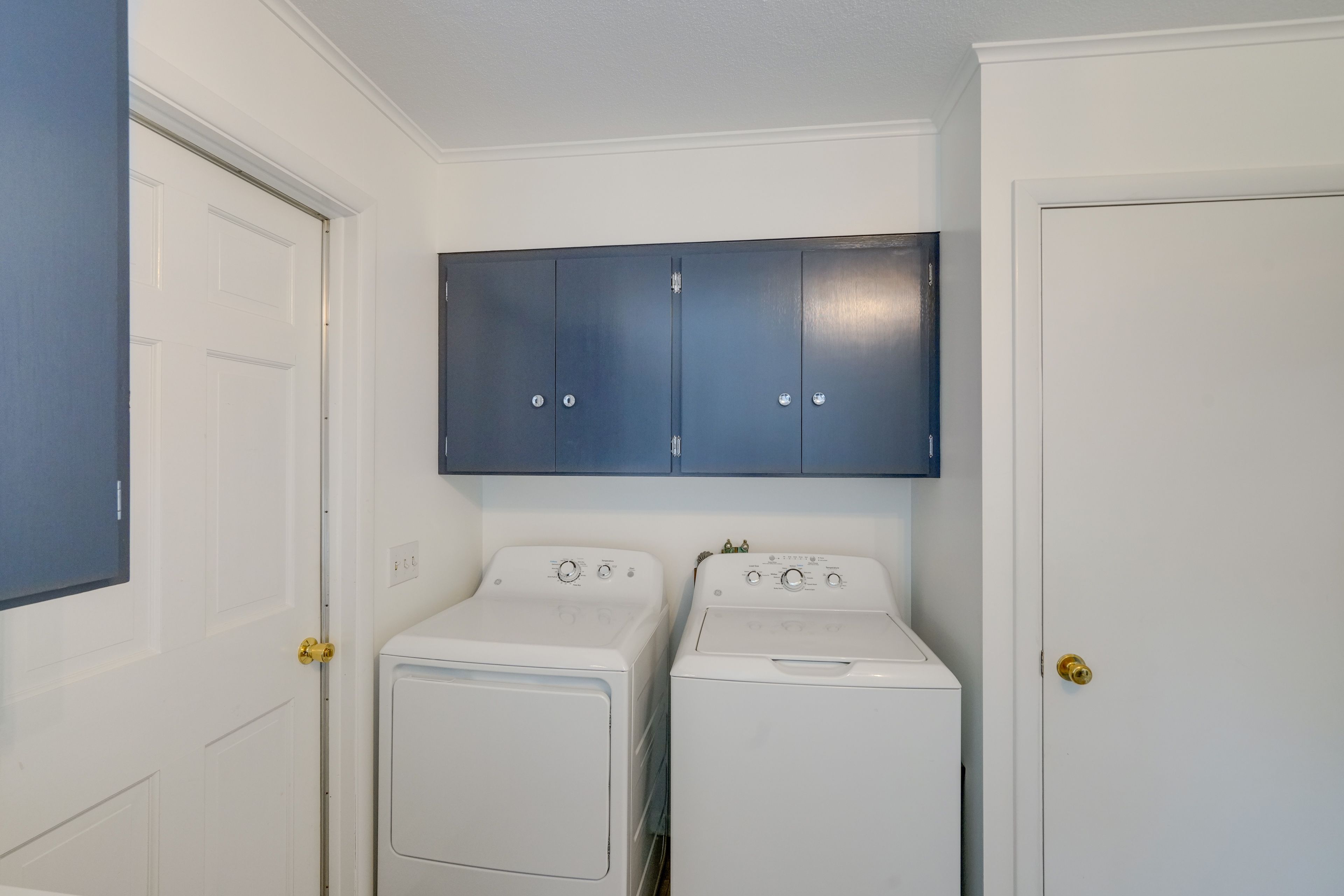 Washer & Dryer