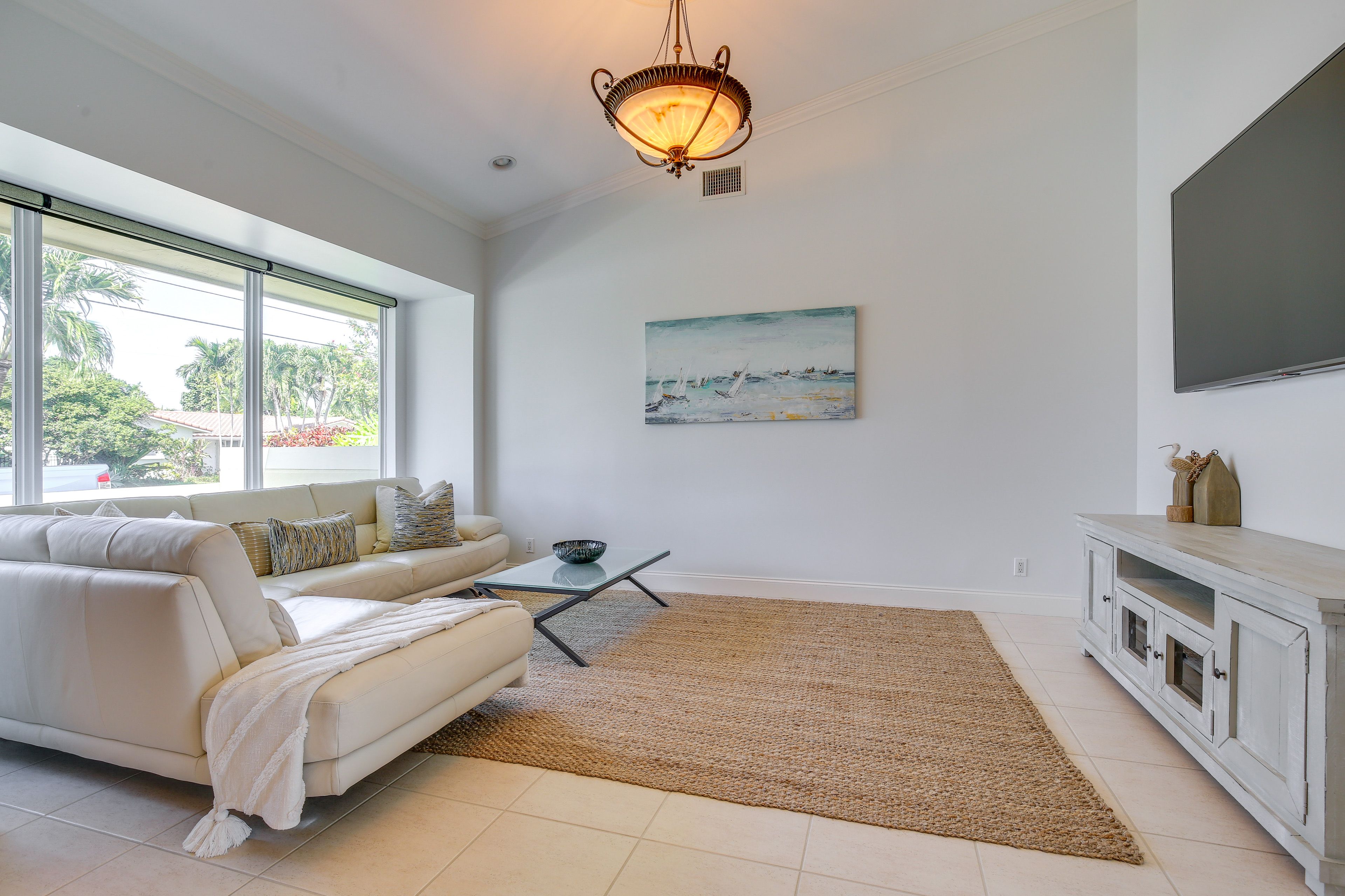 Sitting Room | Smart TV