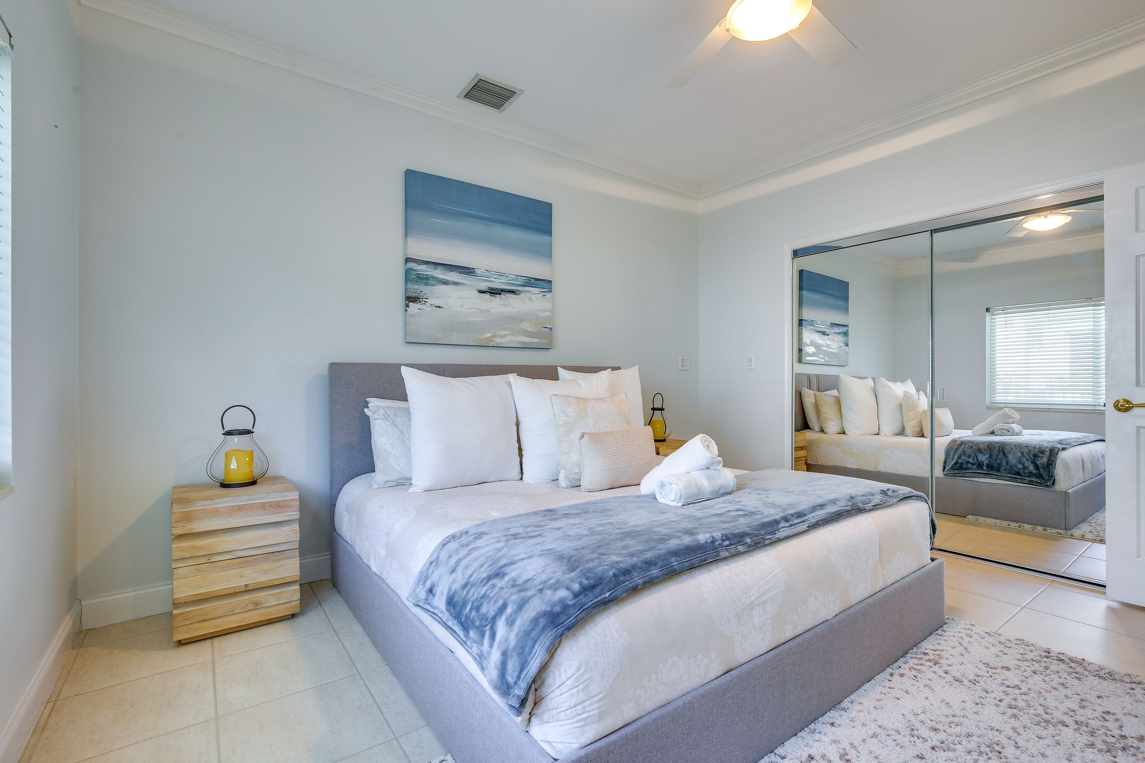 Bedroom 2 | King Bed