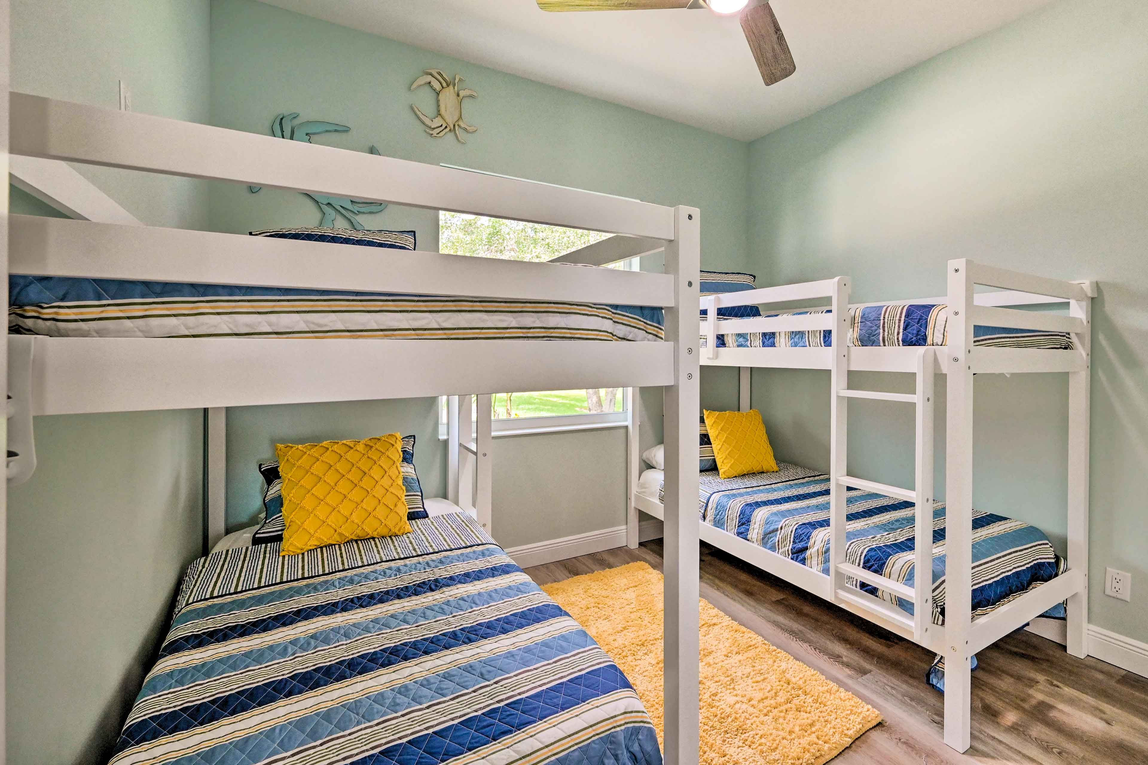 Bedroom 3 | 2 Twin Bunk Beds (Intended for Children)