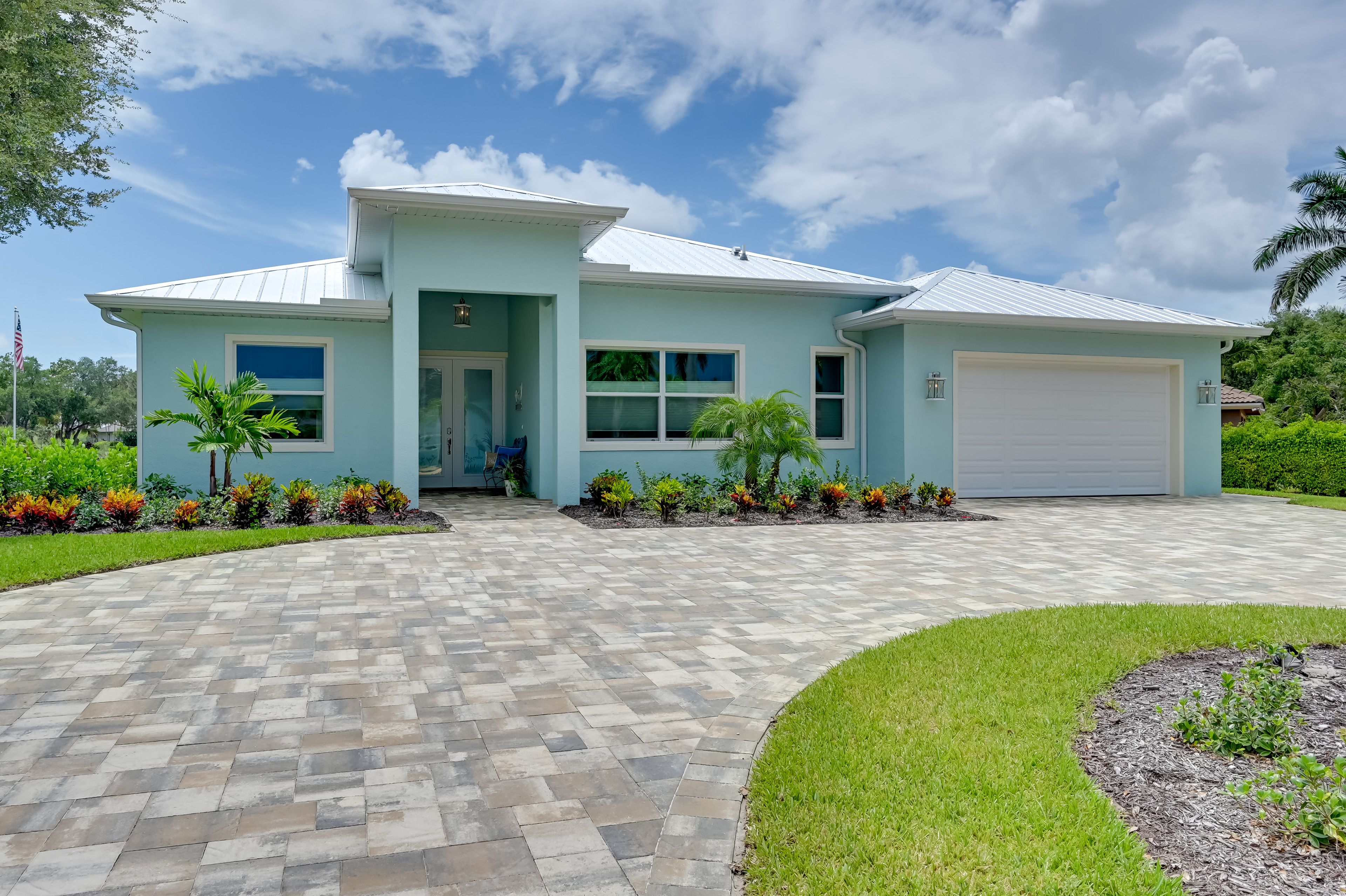 Driveway Parking (3 Vehicles)