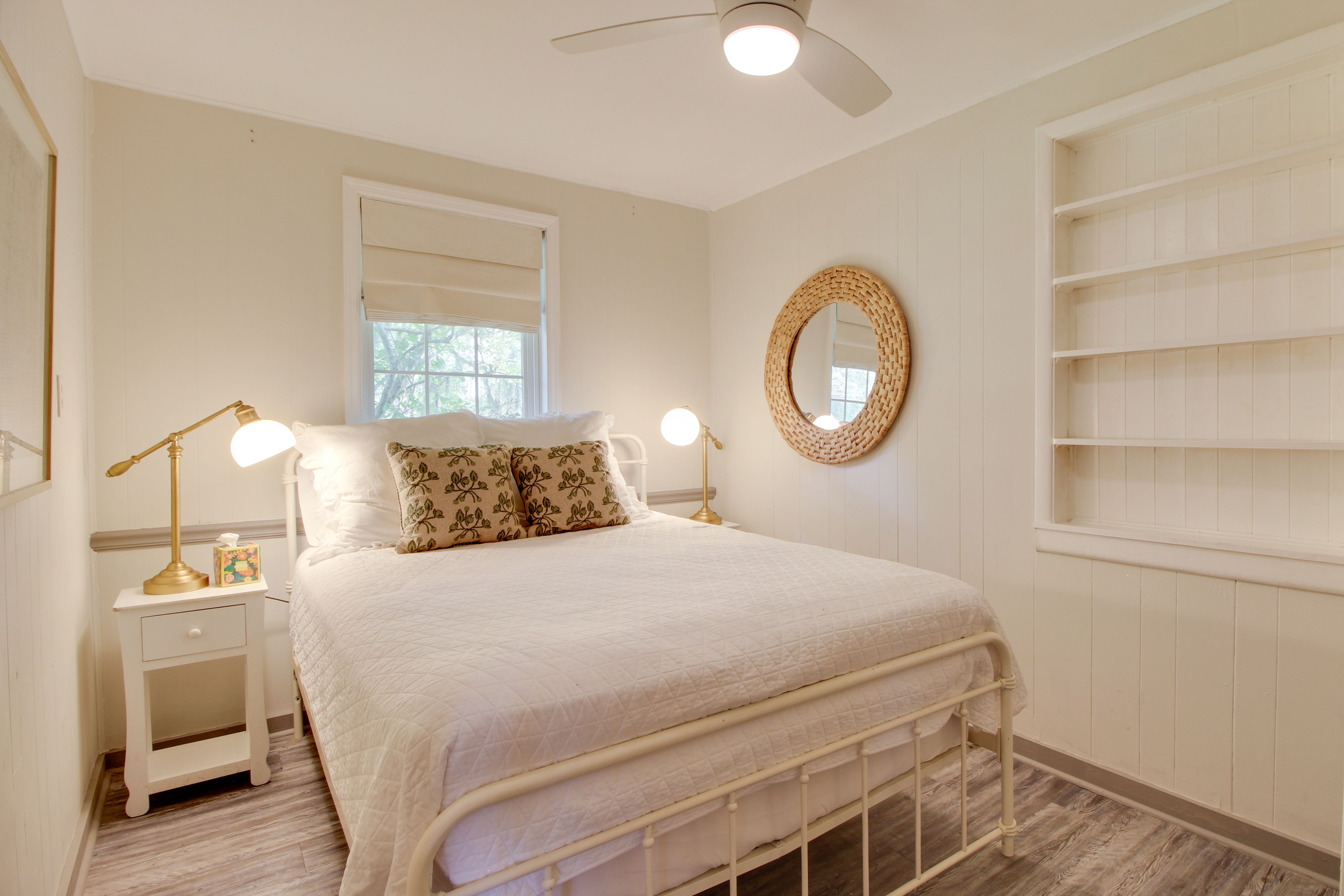 Bedroom 3 | Queen Bed