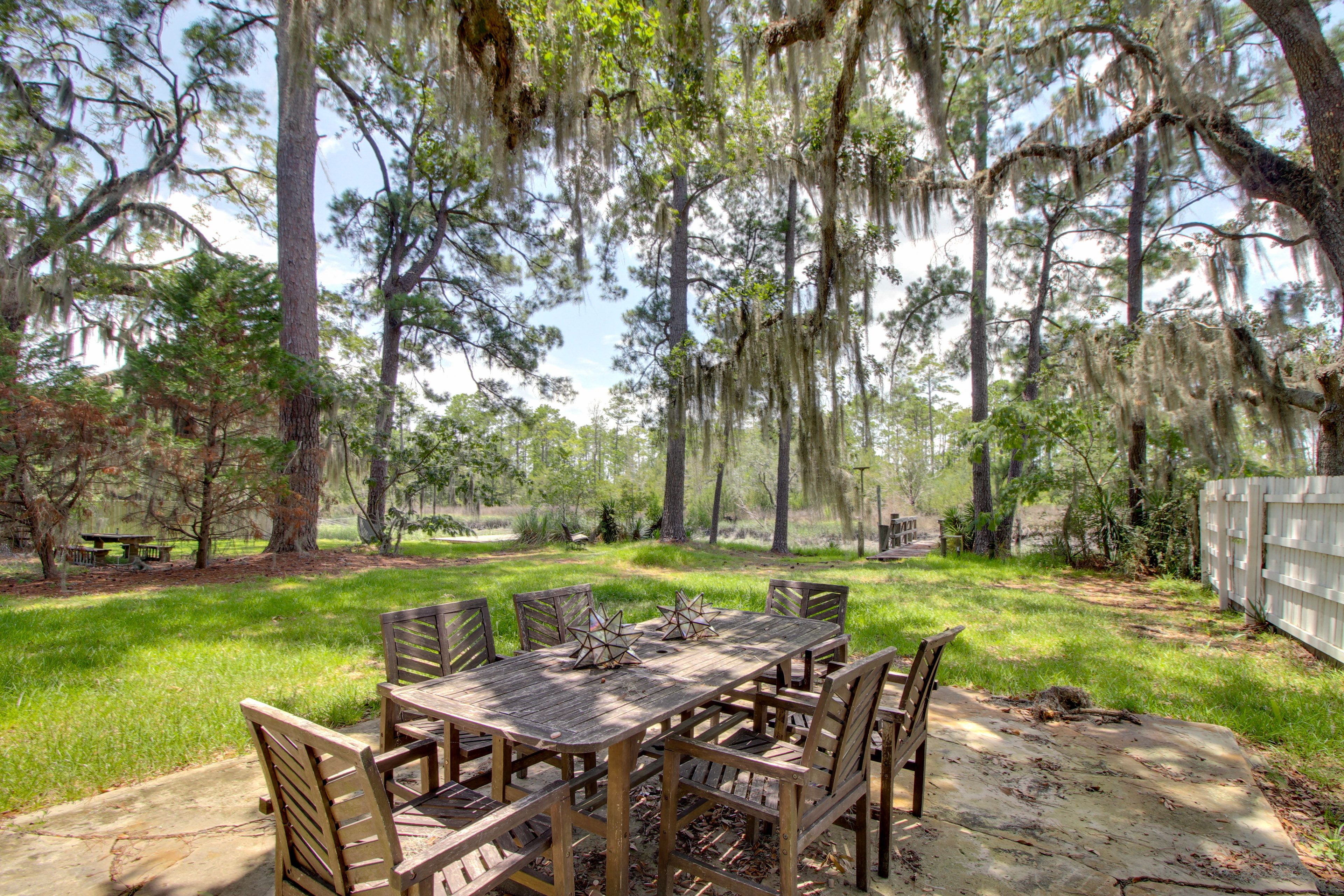 Outdoor Dining Area