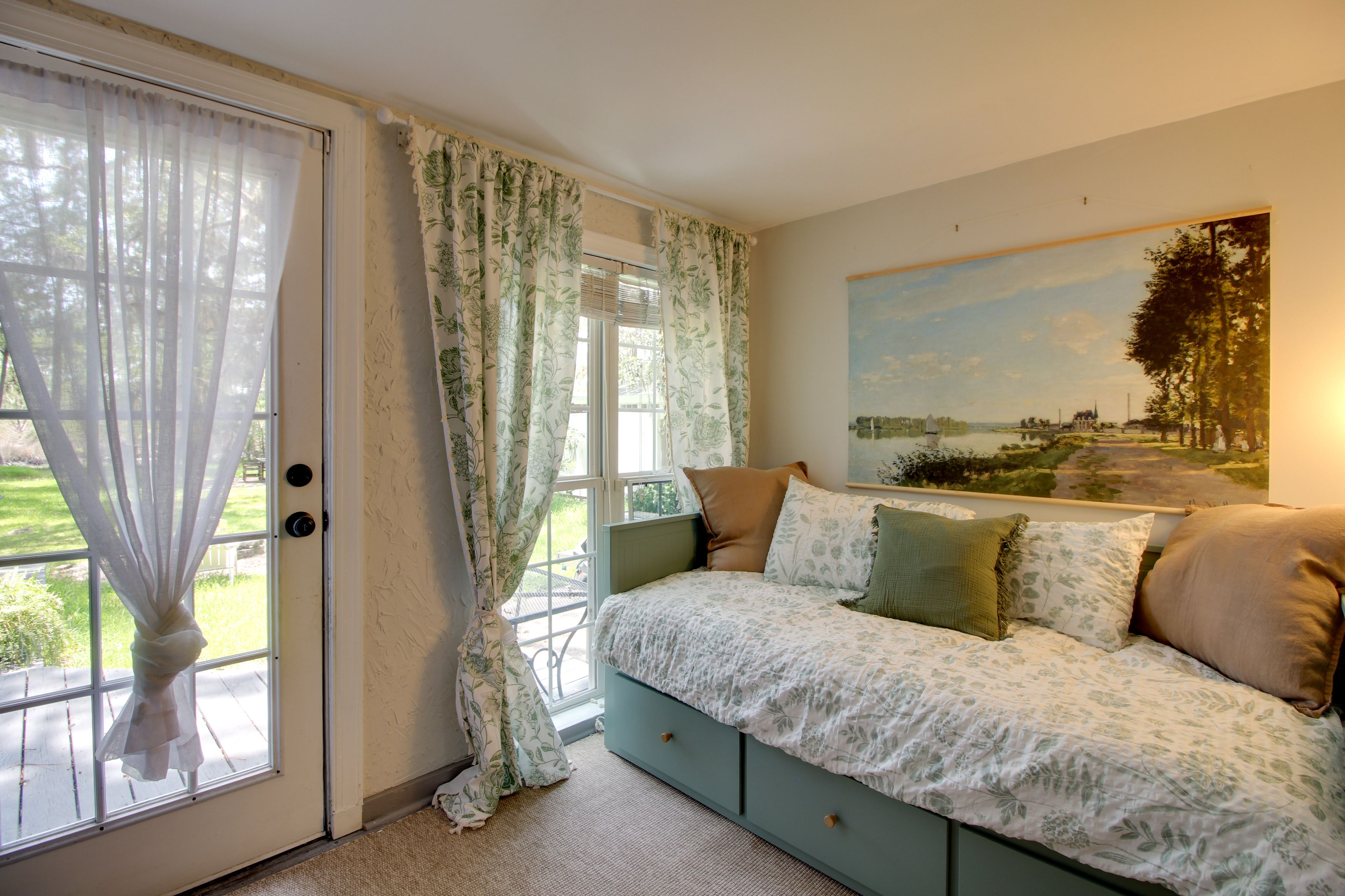 Bedroom 3 | Twin Daybed