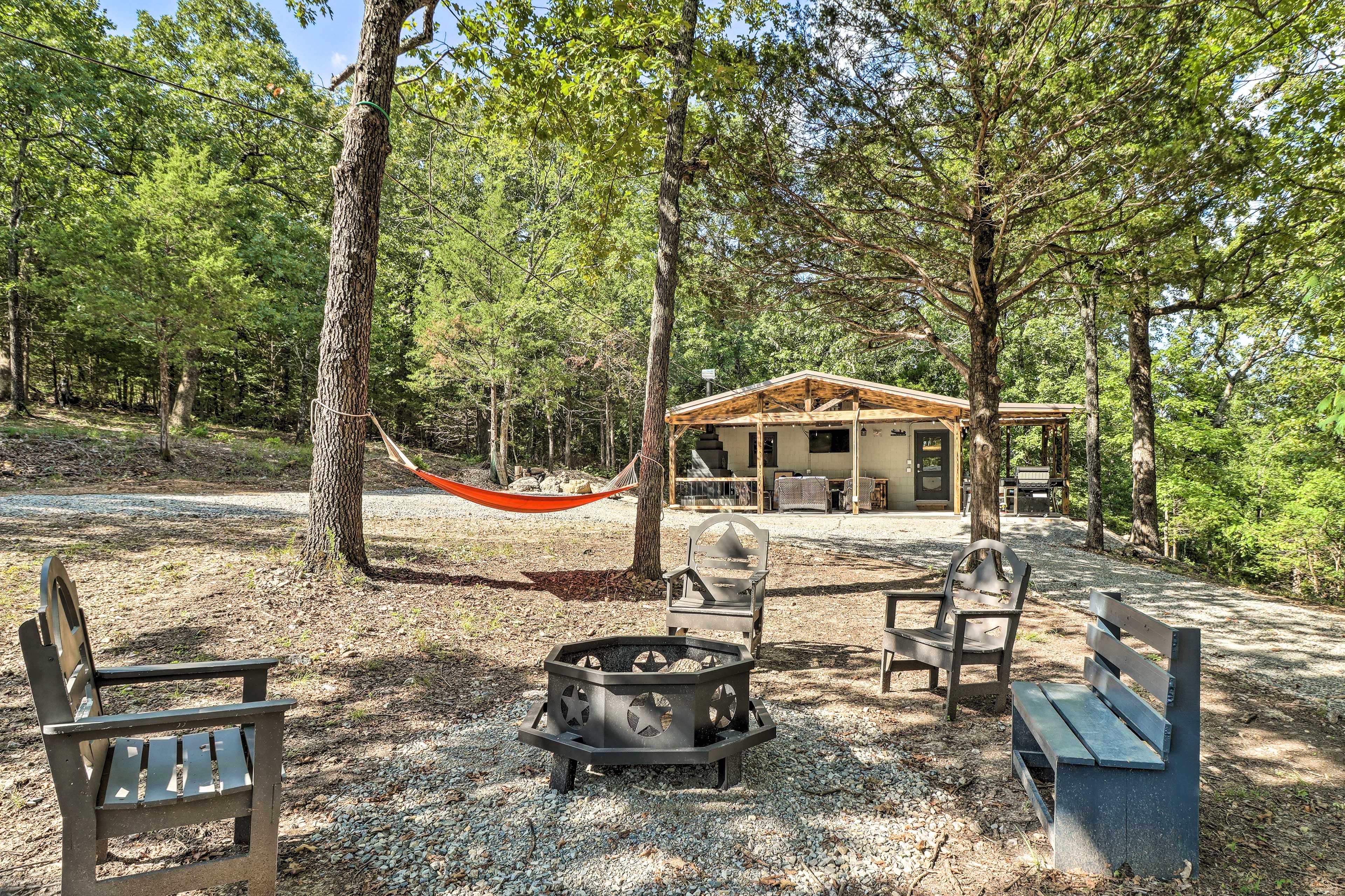 Fire Pit | Free WiFi | Pet Fee | Another Vacation Rental On-Site