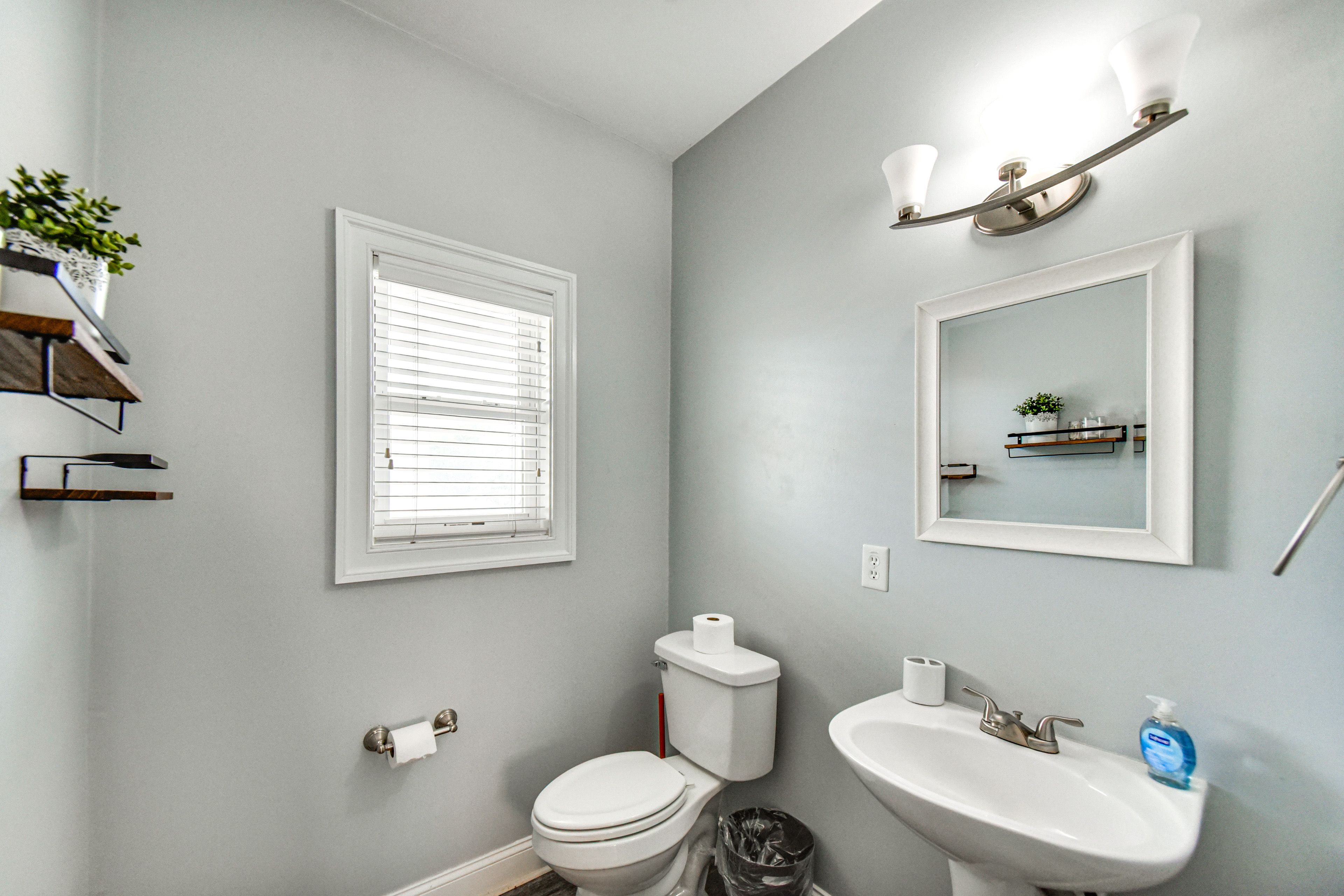 Bathroom | 1st Floor