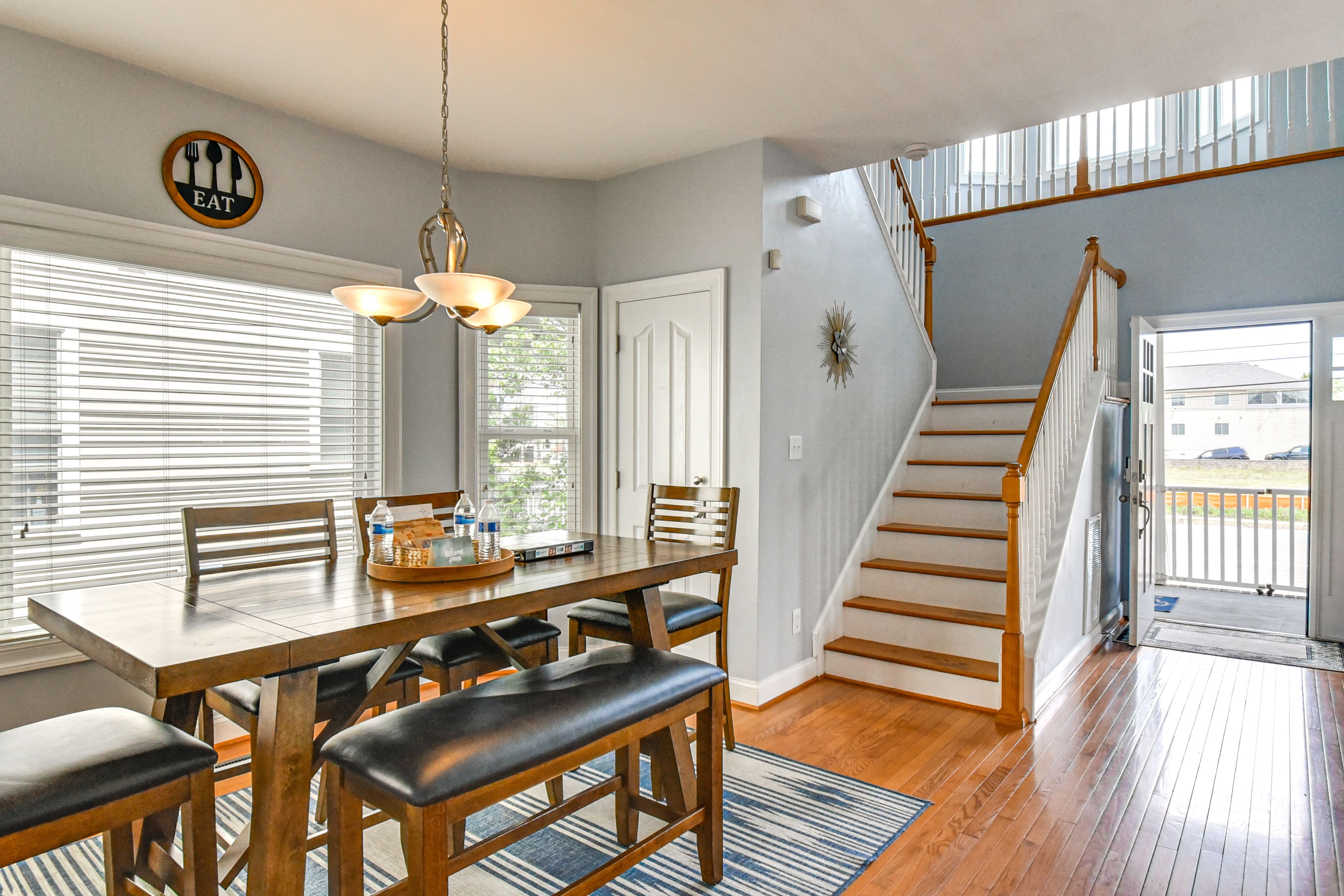 Dining Area | 1st Floor