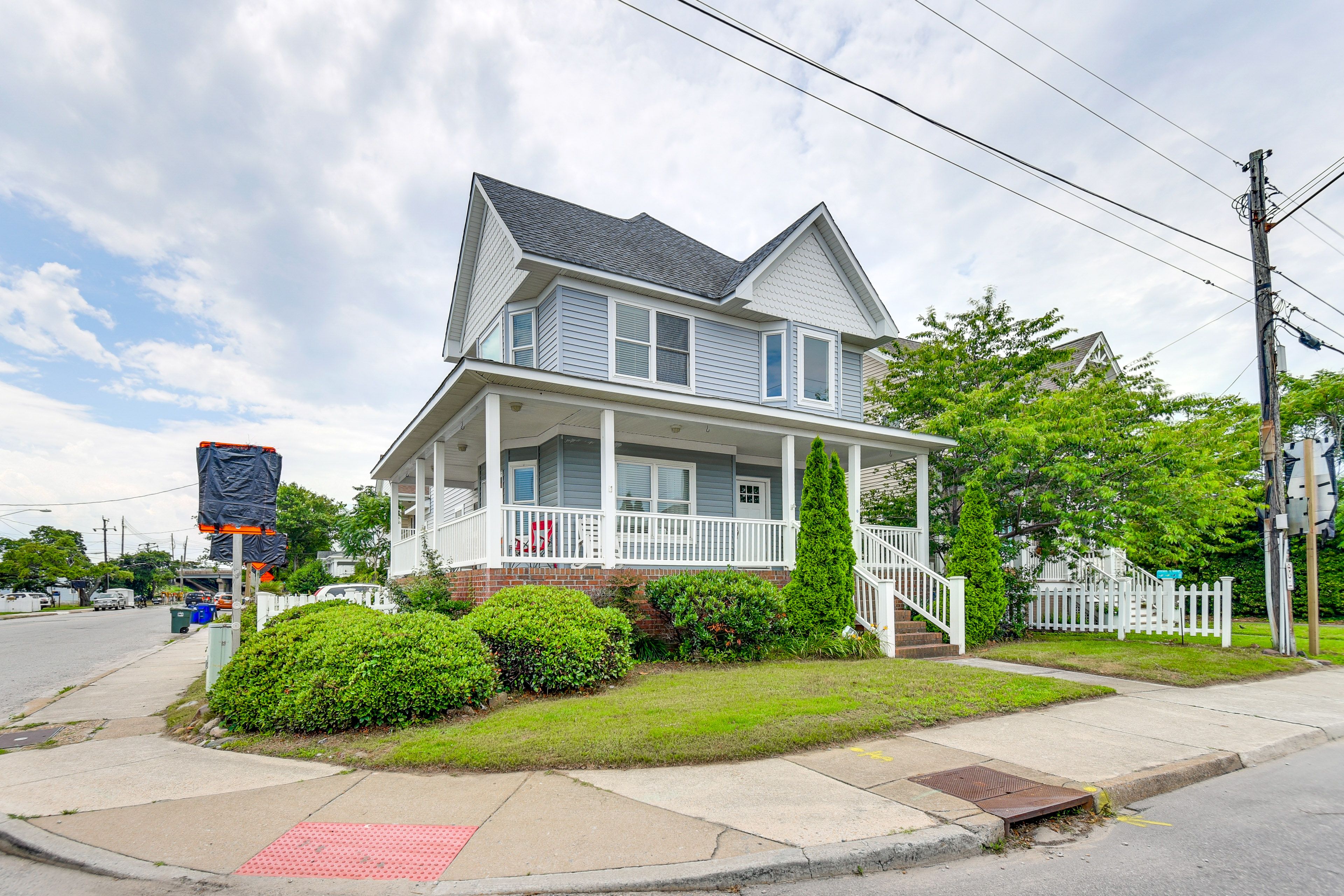 Home Exterior | 1 Block to Willoughby Beach