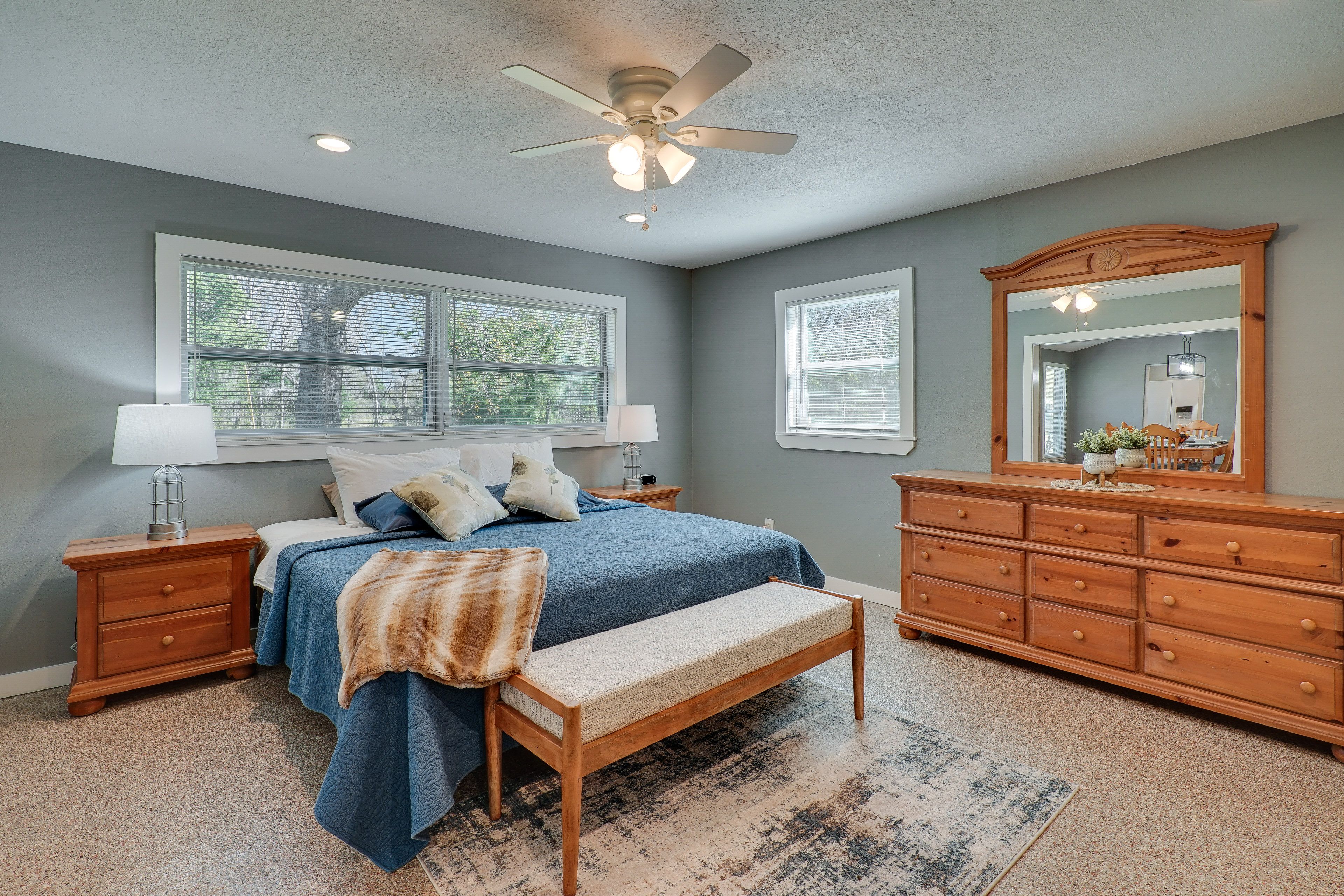 Bedroom 3 | King Bed