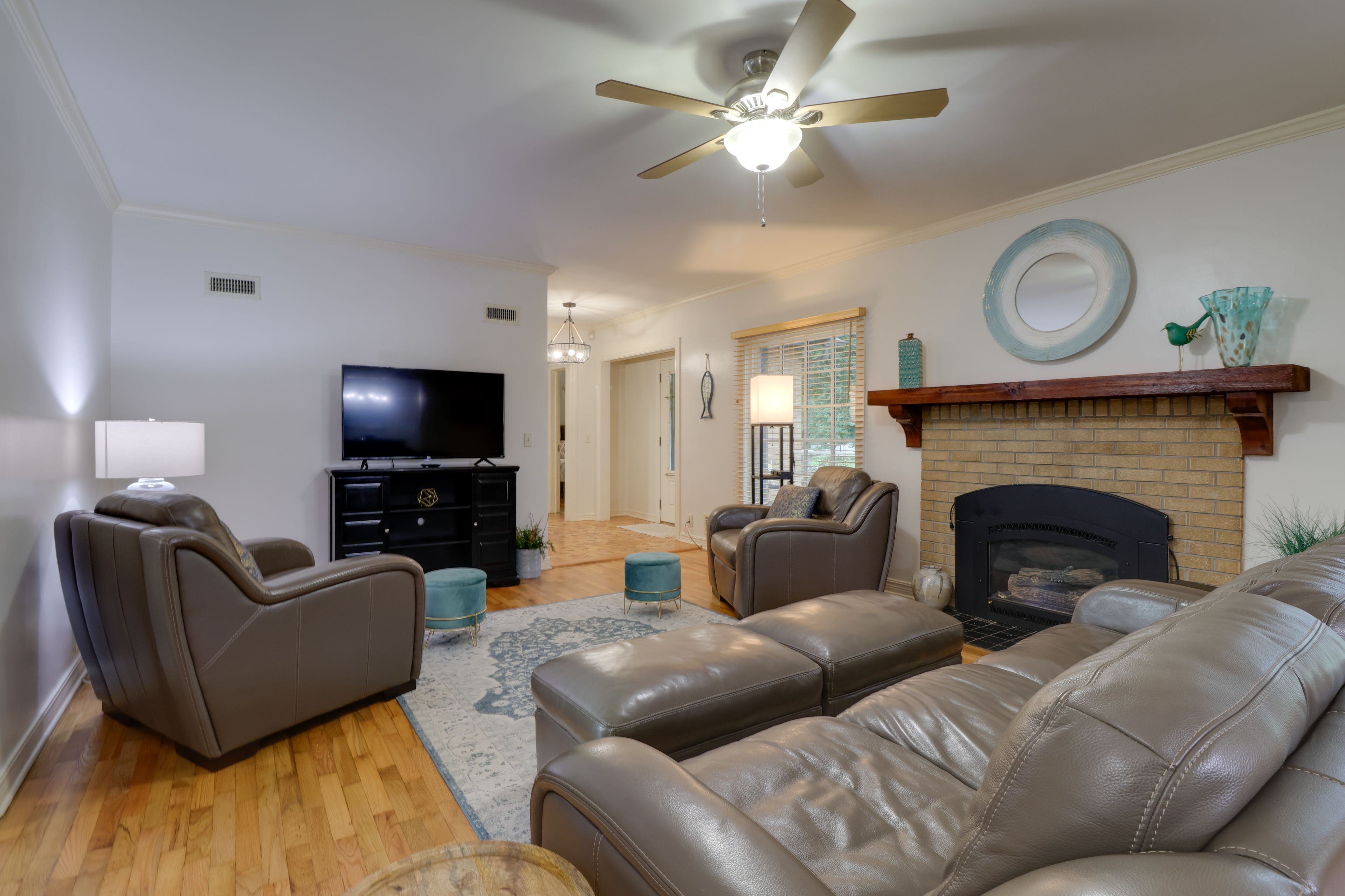 Jay Vacation Rental | 3BR | 3BA | 2,300 Sq Ft | 3 Steps to Access