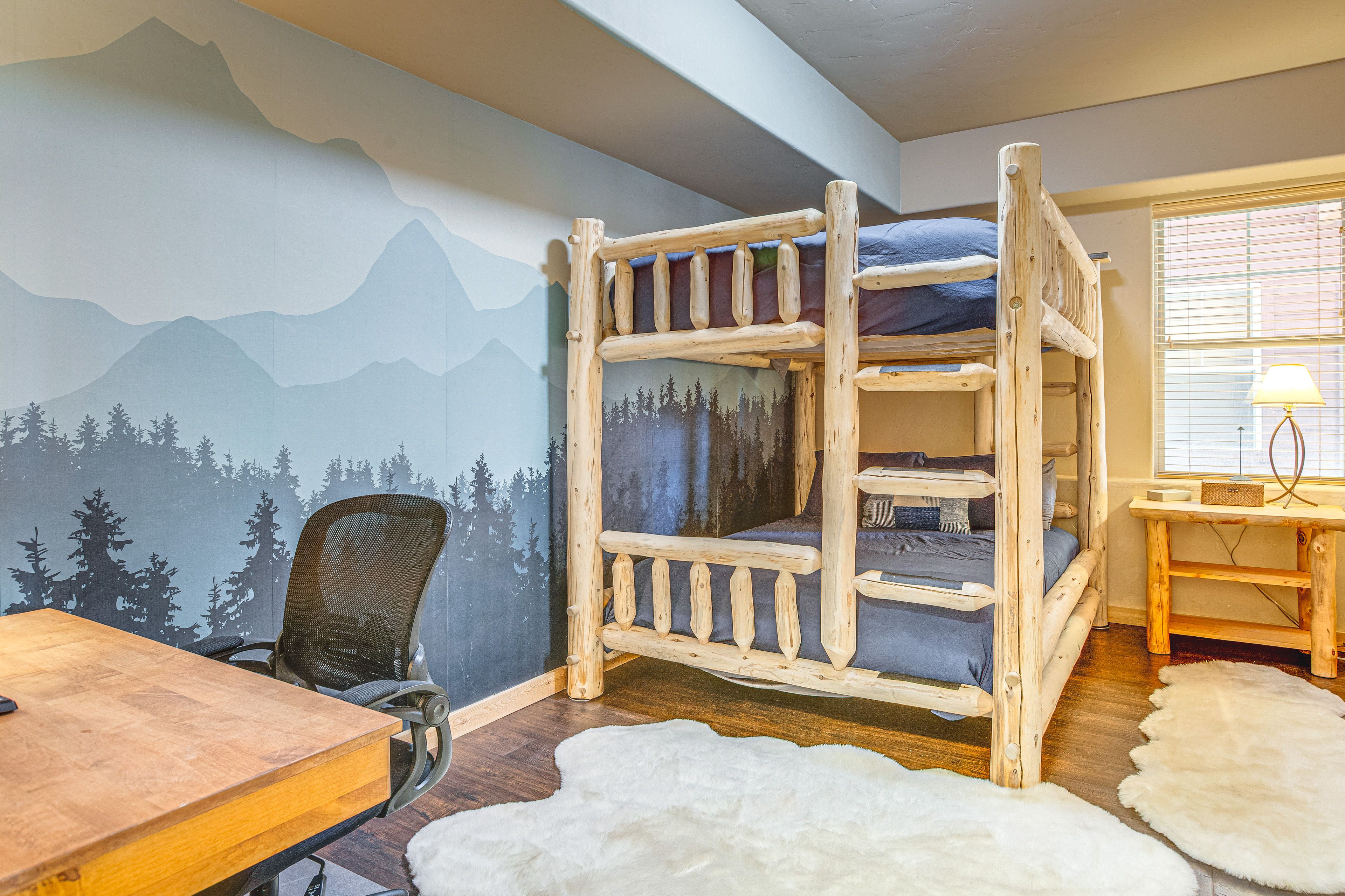 Bedroom 2 | Queen Bunk Bed