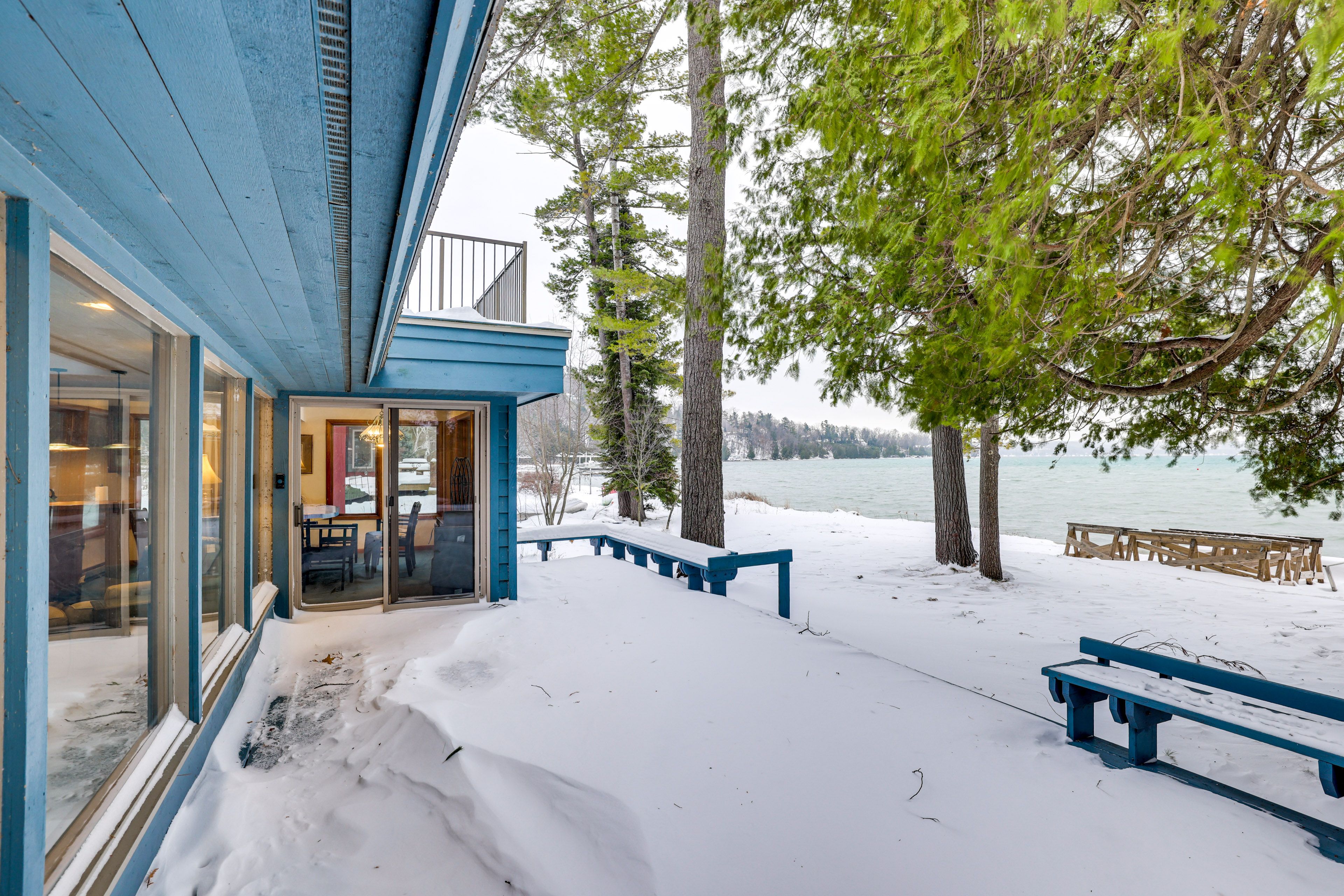 Deck | Gas Grill | Glen Lake Access