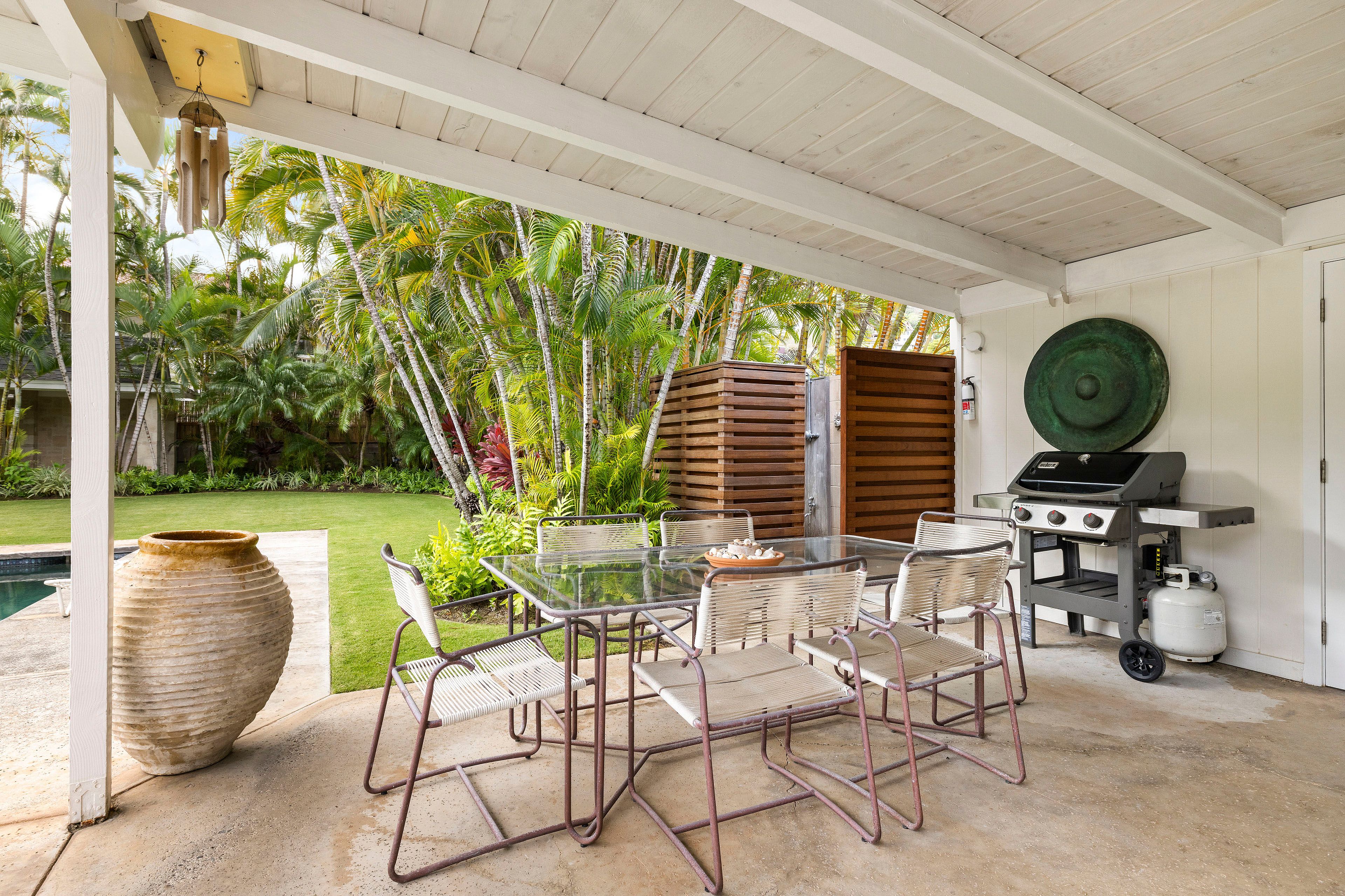 Patio | Outdoor Dining Area | Grill