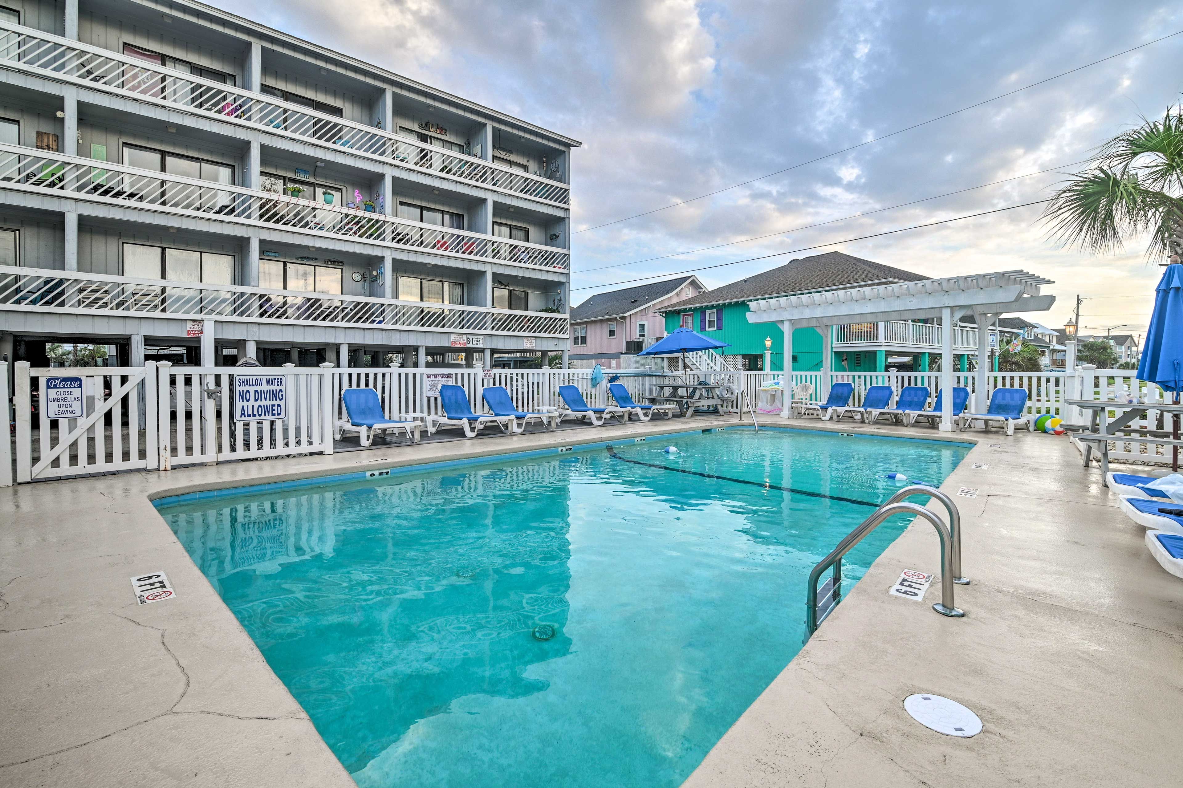 Murrells Inlet Vacation Rental | 1BR | 1BA | Stairs Required | 608 Sq Ft