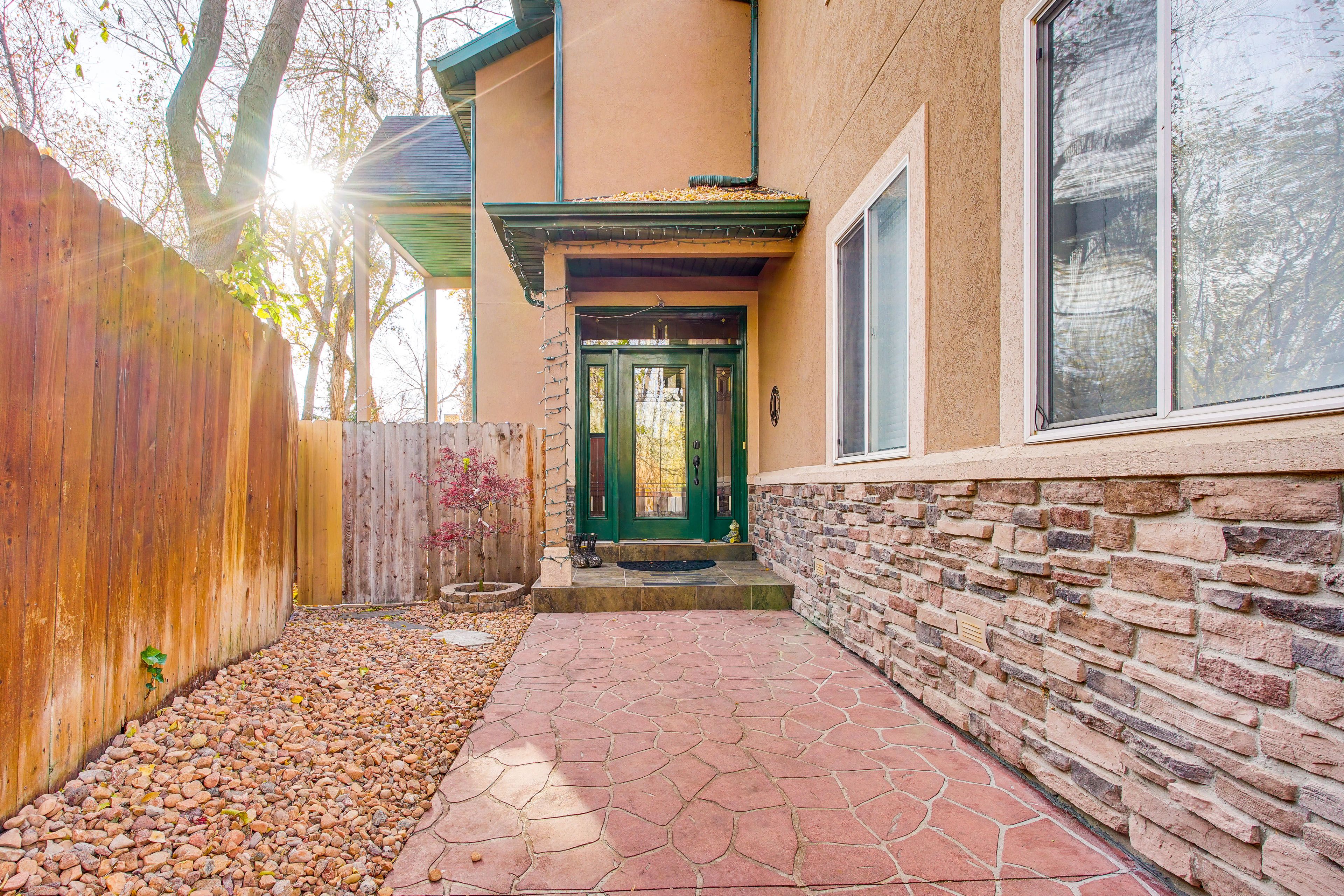 Front Entrance | Keyless Entry